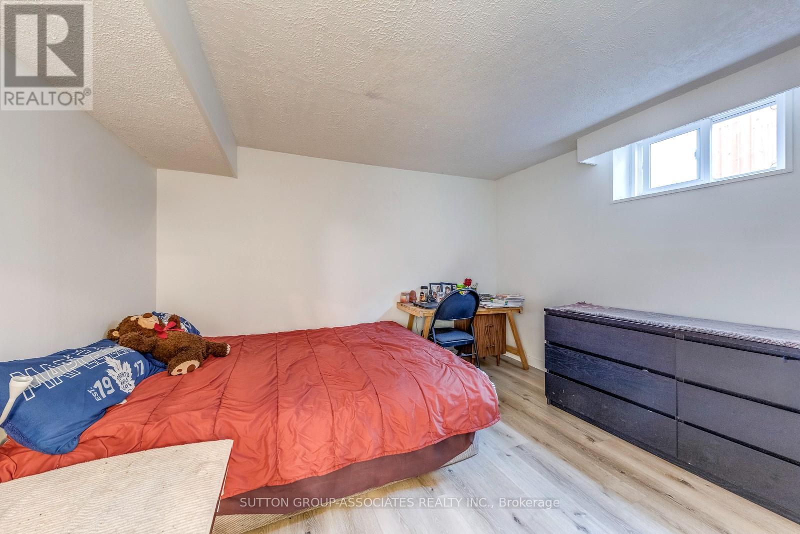 1 Laurentide Avenue, Aurora, Ontario  L4G 3B3 - Photo 23 - N12467392