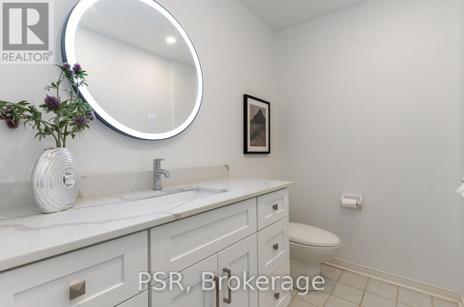 17 - 1010 Cristina Court, Mississauga, Ontario  L5J 4T7 - Photo 15 - W12467372