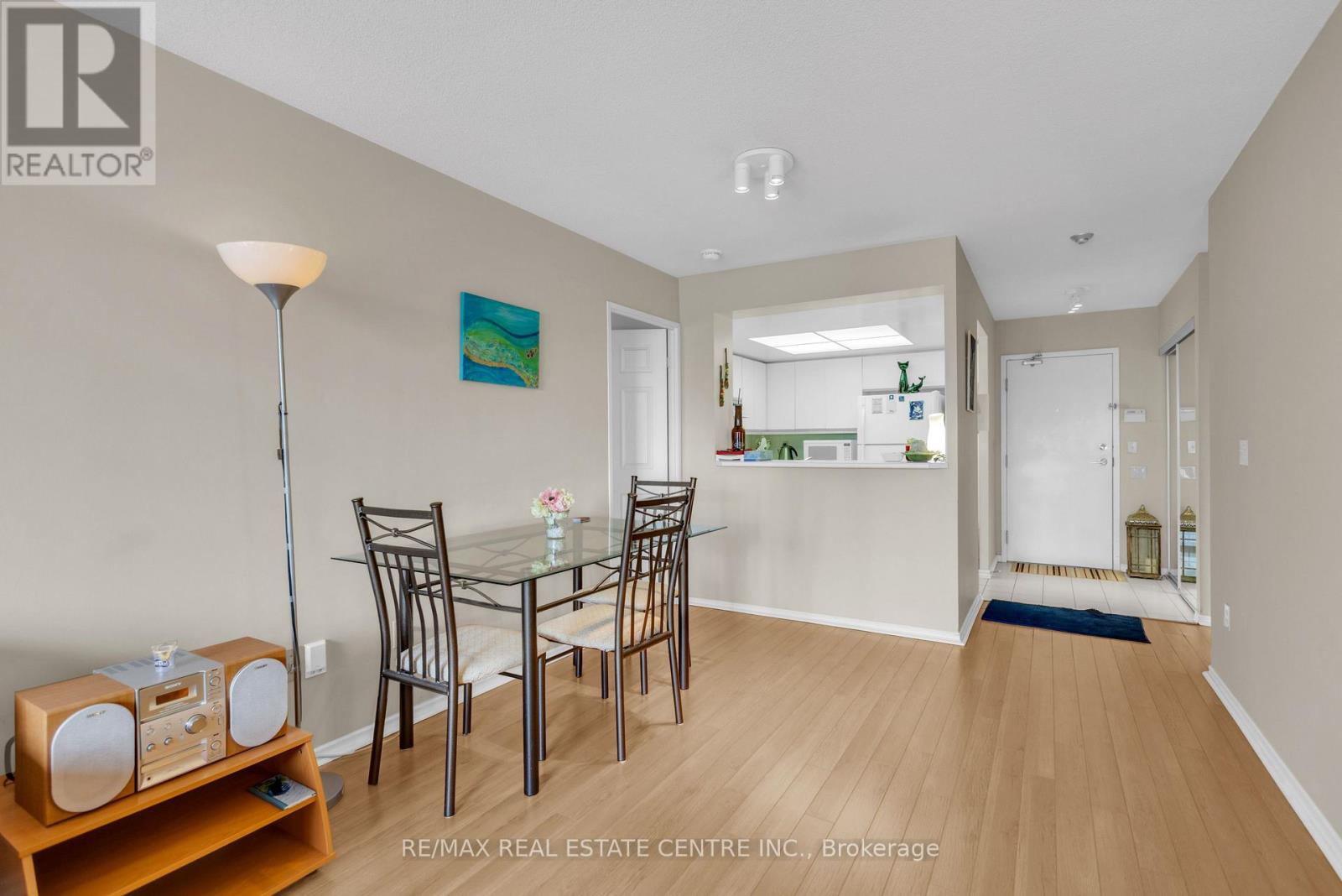 702 - 335 Webb Drive, Mississauga, Ontario  L5B 4A1 - Photo 16 - W12467373