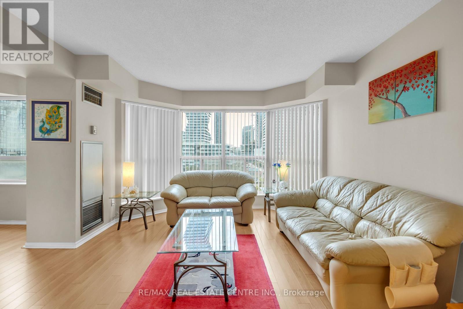 702 - 335 Webb Drive, Mississauga, Ontario  L5B 4A1 - Photo 19 - W12467373