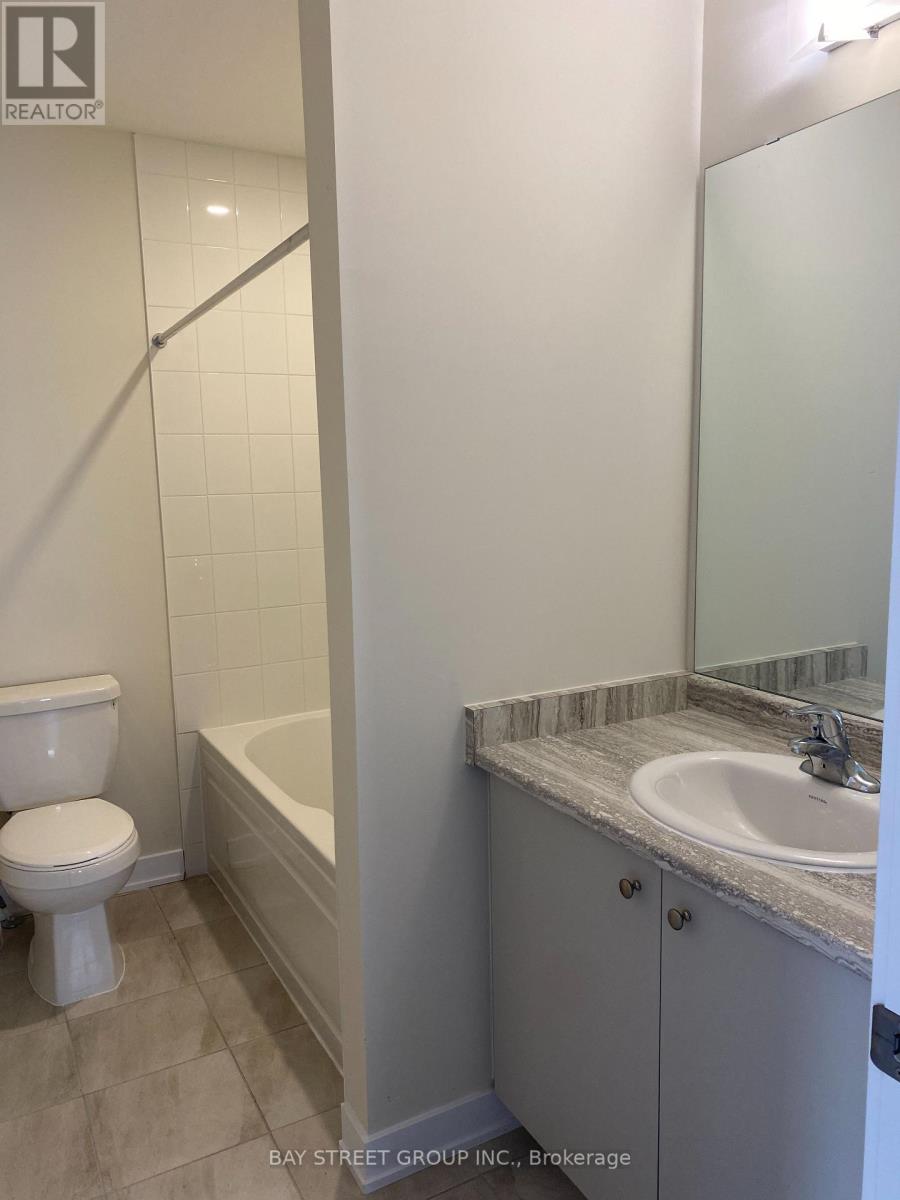 215 Aviron Crescent, Welland, Ontario  L3B 0M5 - Photo 18 - X12467374