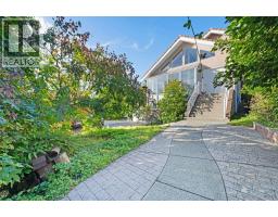 389 METTA STREET