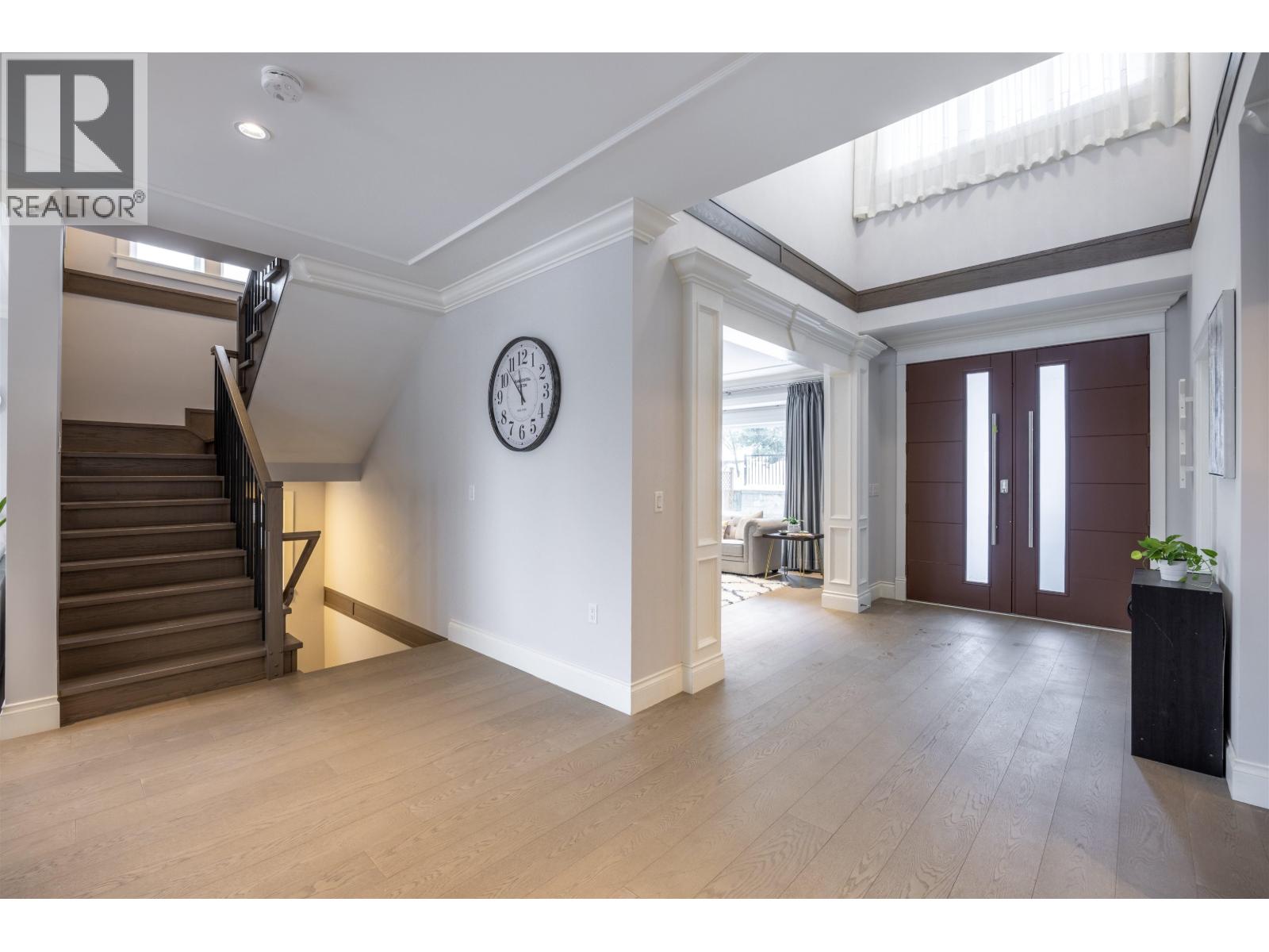 6138 Carson Street, Burnaby, British Columbia  V5J 2Z9 - Photo 3 - R3059271
