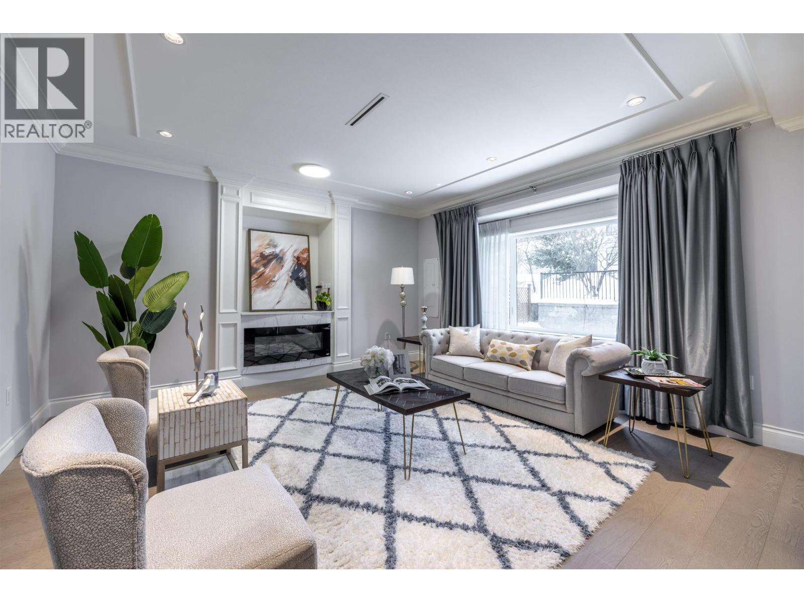 6138 Carson Street, Burnaby, British Columbia  V5J 2Z9 - Photo 6 - R3059271
