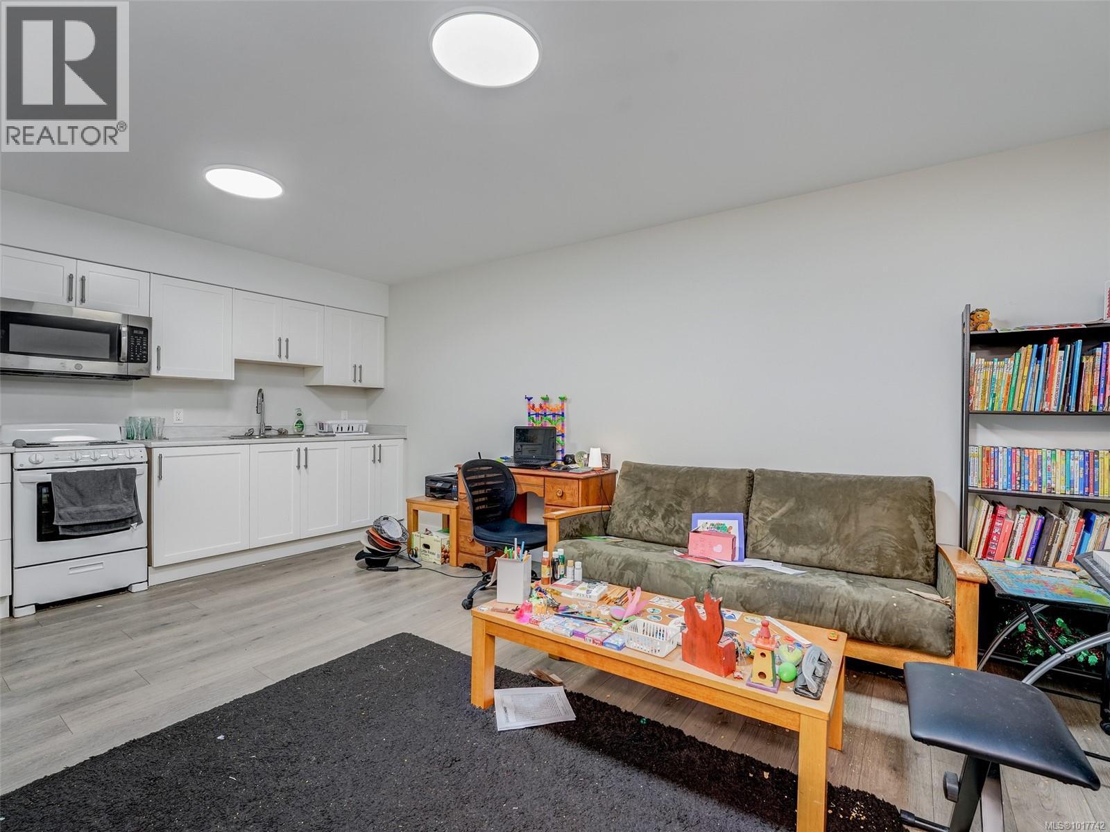 7024 Brailsford Pl, Sooke, British Columbia  V9Z 1J7 - Photo 17 - 1017742