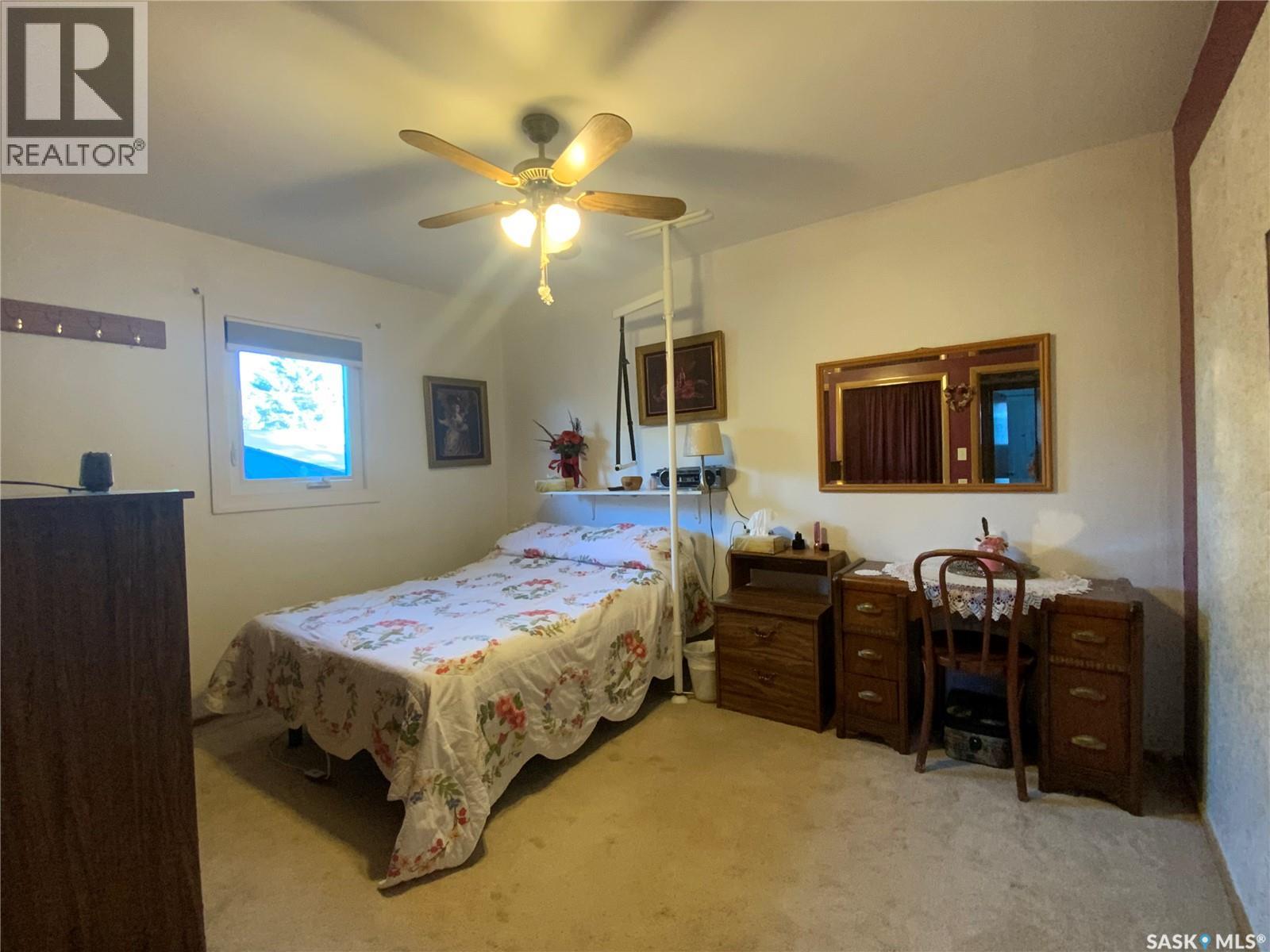 319 Simpson Street, Outlook, Saskatchewan  S0L 2N0 - Photo 13 - SK020938