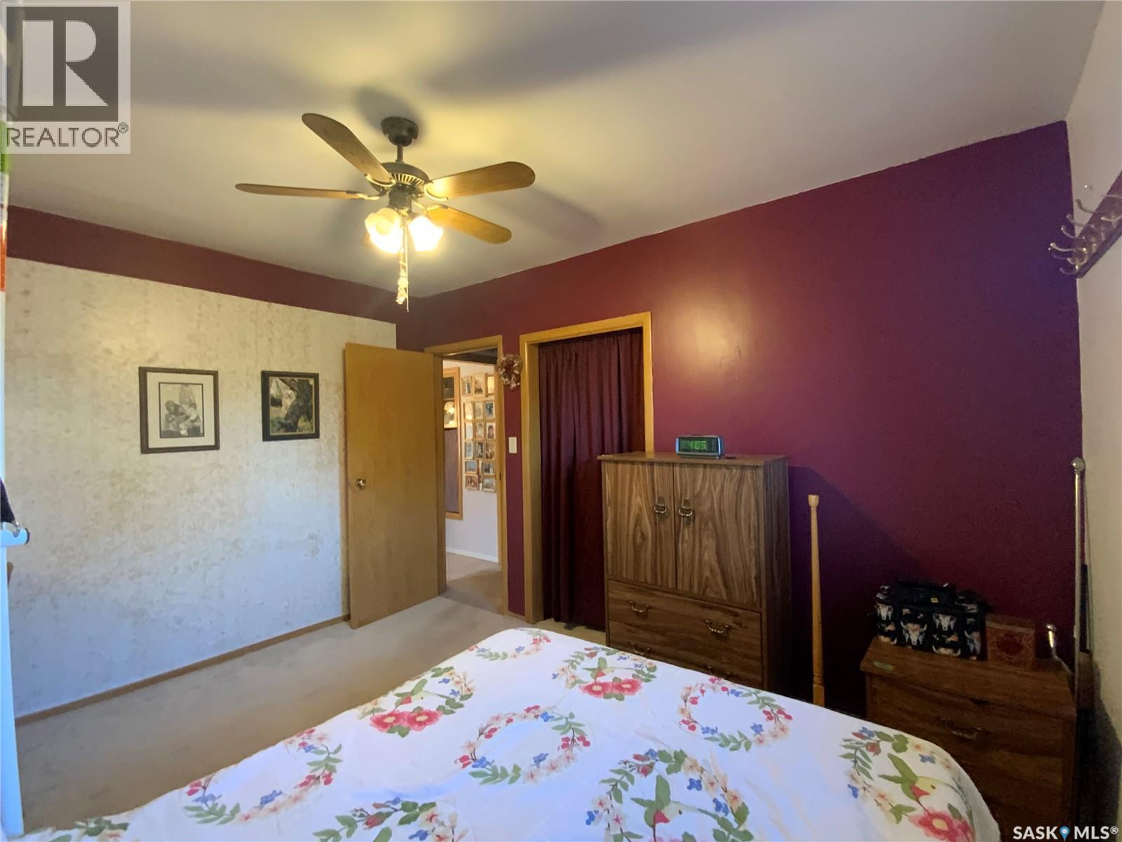 319 Simpson Street, Outlook, Saskatchewan  S0L 2N0 - Photo 14 - SK020938