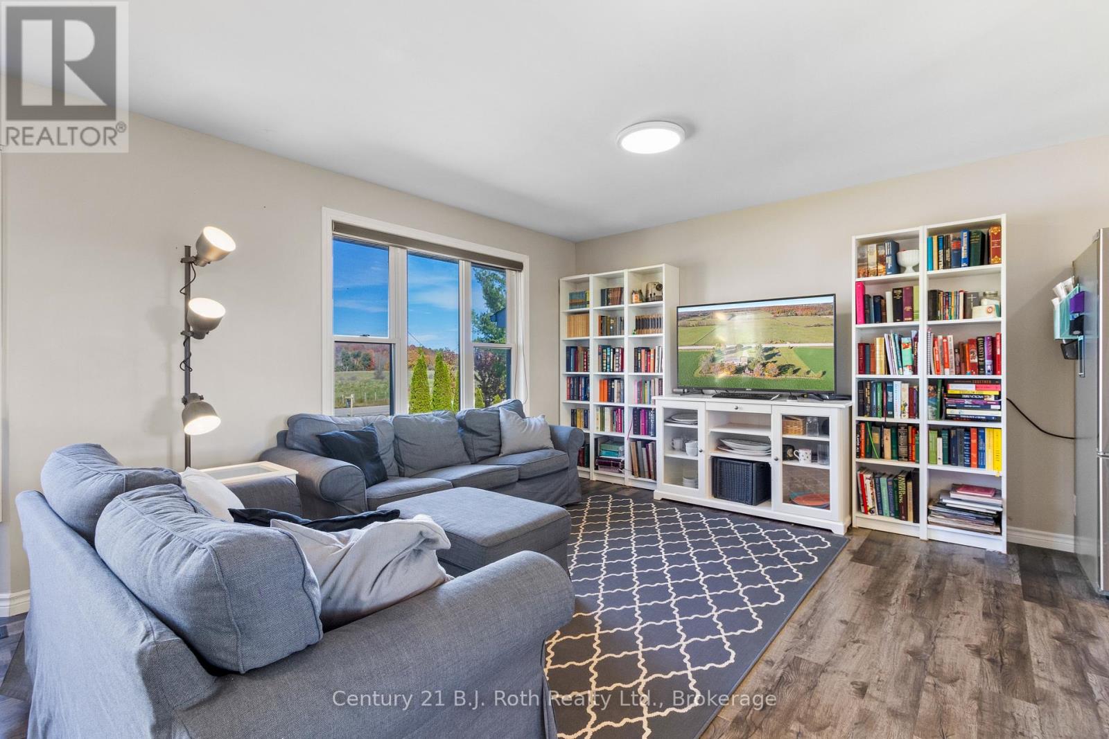 21388 Grey Rd 16, Chatsworth, Ontario  N0H 2N0 - Photo 6 - X12467442