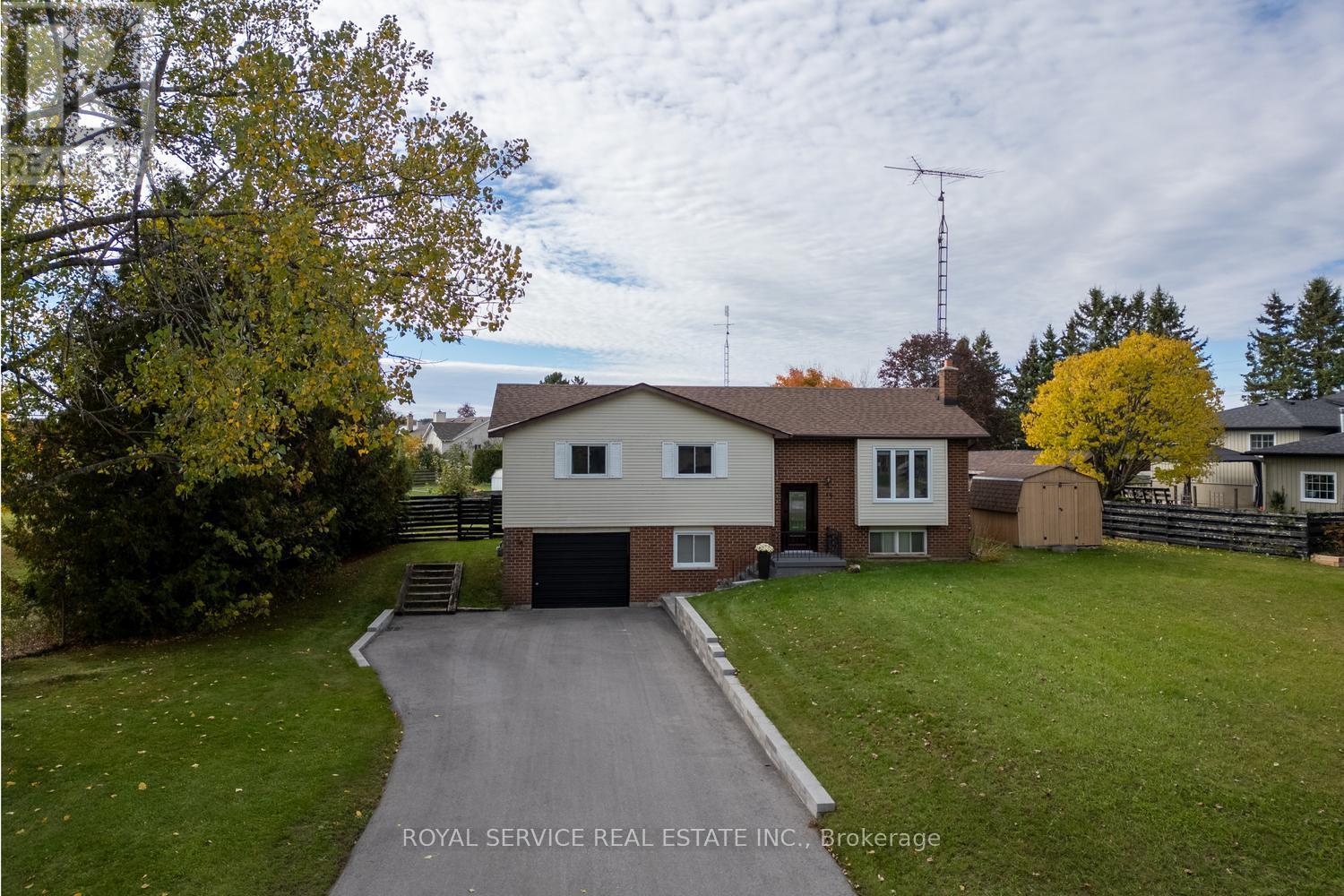 19 Propp Drive, Kawartha Lakes, Ontario  L0A 1K0 - Photo 2 - X12467401