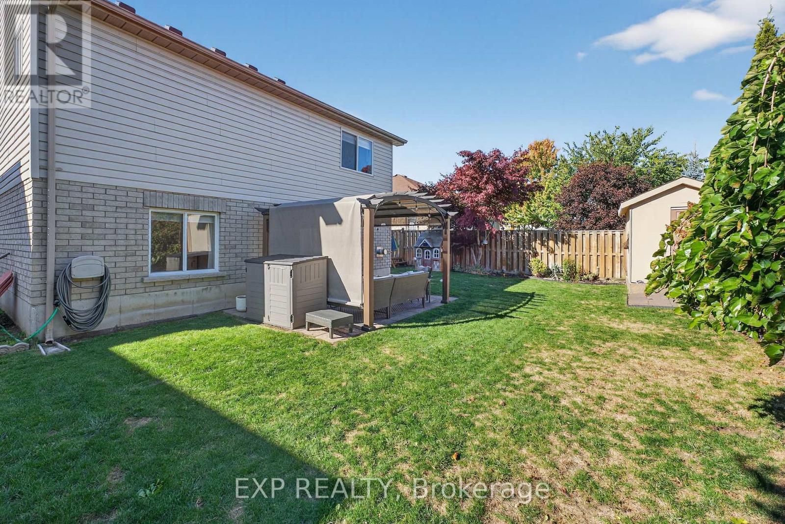 7 Gardiner Street, Belleville, Ontario  K8N 0L8 - Photo 34 - X12467441