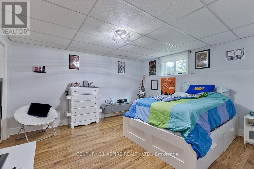 35 A East Street, Petawawa, Ontario  K8H 2N7 - Photo 28 - X12467437
