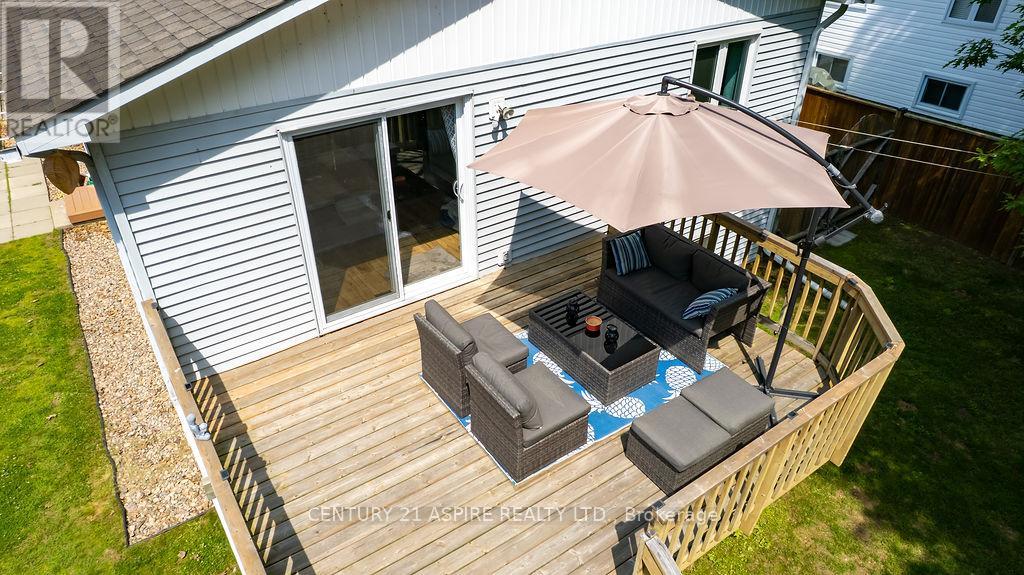 35 A East Street, Petawawa, Ontario  K8H 2N7 - Photo 29 - X12467437