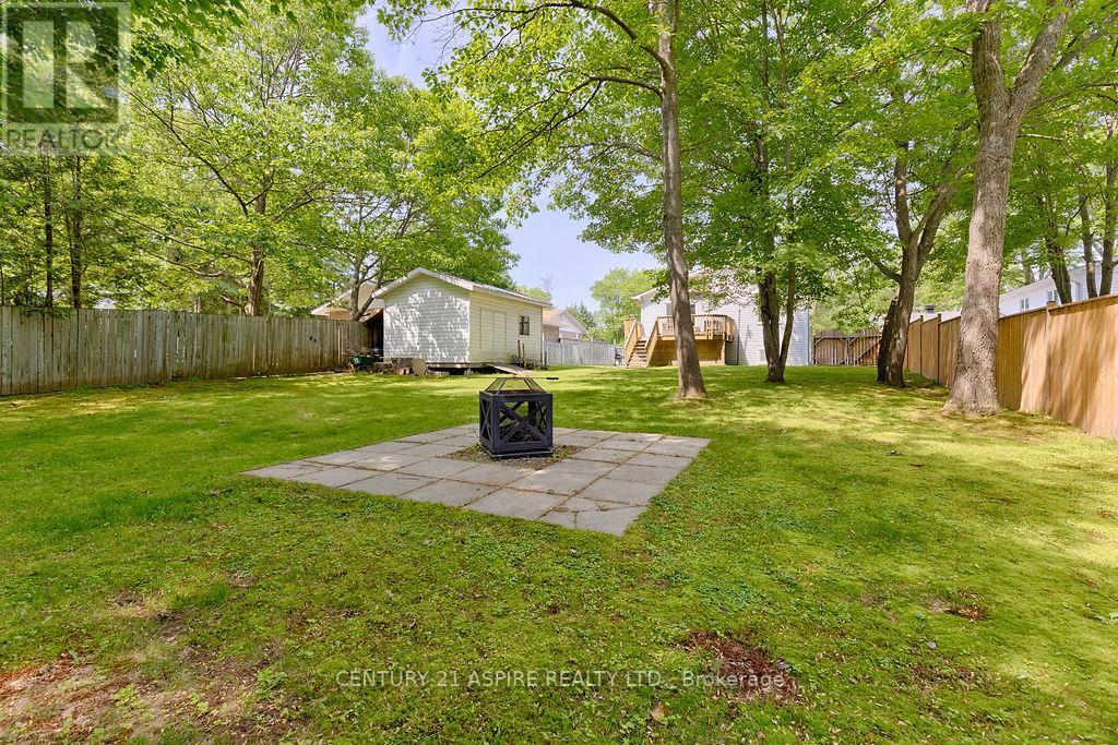 35 A East Street, Petawawa, Ontario  K8H 2N7 - Photo 33 - X12467437