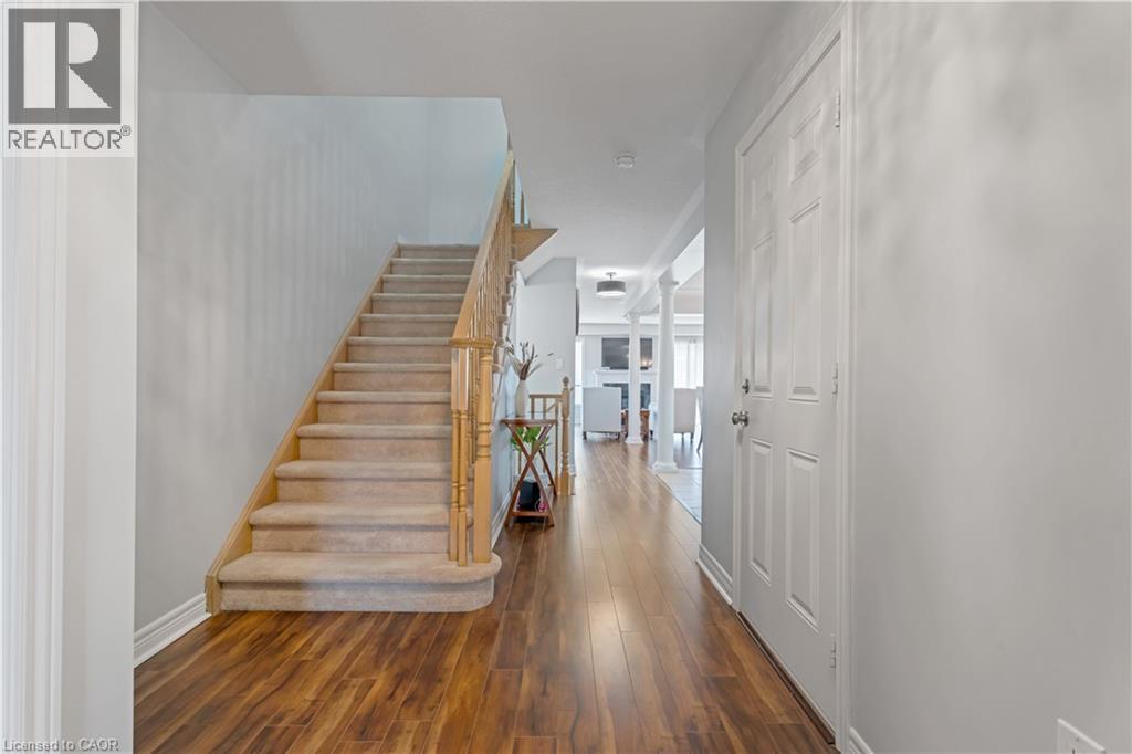 28 Charleswood Crescent, Hamilton, Ontario  L0R 1P0 - Photo 7 - 40779935