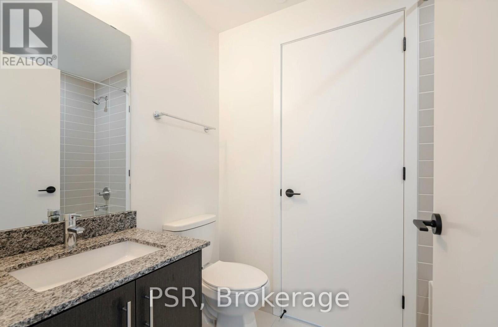 214 - 335 Wheat Boom Drive, Oakville, Ontario  L6H 7X4 - Photo 11 - W12466493