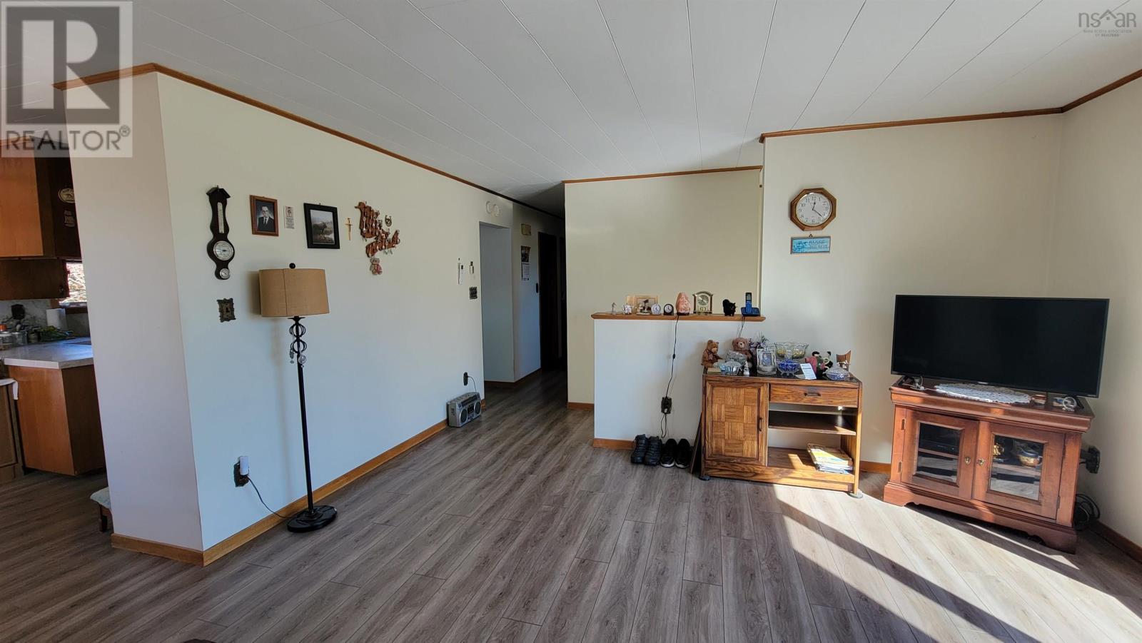 352 Pleasant Street, Yarmouth, Nova Scotia  B5A 2L2 - Photo 11 - 202526024