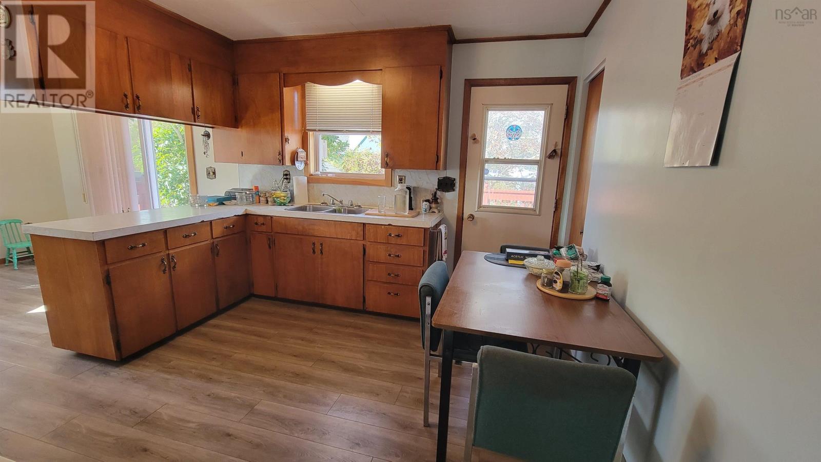 352 Pleasant Street, Yarmouth, Nova Scotia  B5A 2L2 - Photo 15 - 202526024