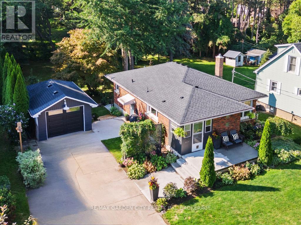 629 Penner Street, Niagara-On-The-Lake, Ontario  L0S 1T0 - Photo 47 - X12425385