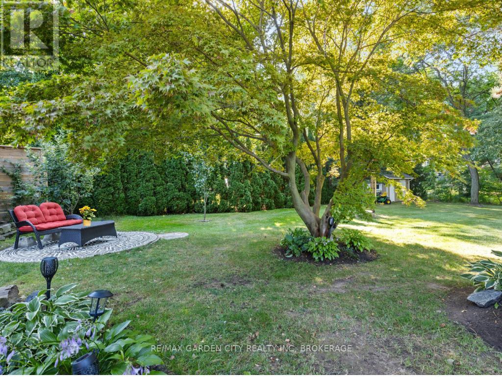 629 Penner Street, Niagara-On-The-Lake, Ontario  L0S 1T0 - Photo 8 - X12425385