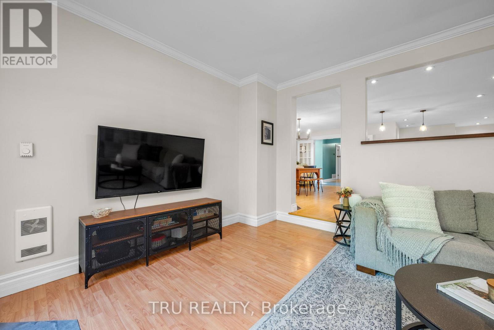 27 Duncan Street, Carleton Place, Ontario  K7C 3W4 - Photo 24 - X12467457