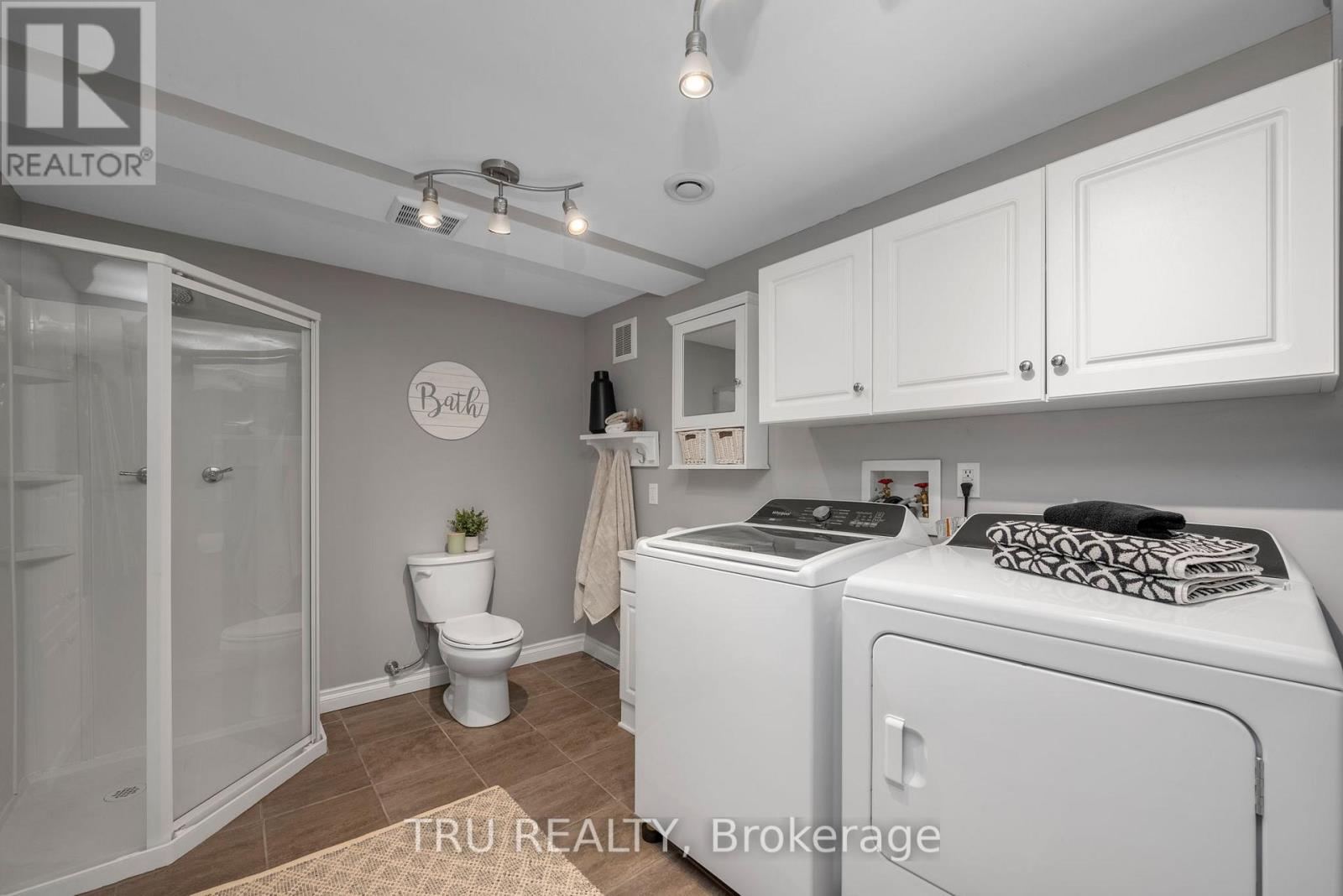 27 Duncan Street, Carleton Place, Ontario  K7C 3W4 - Photo 42 - X12467457
