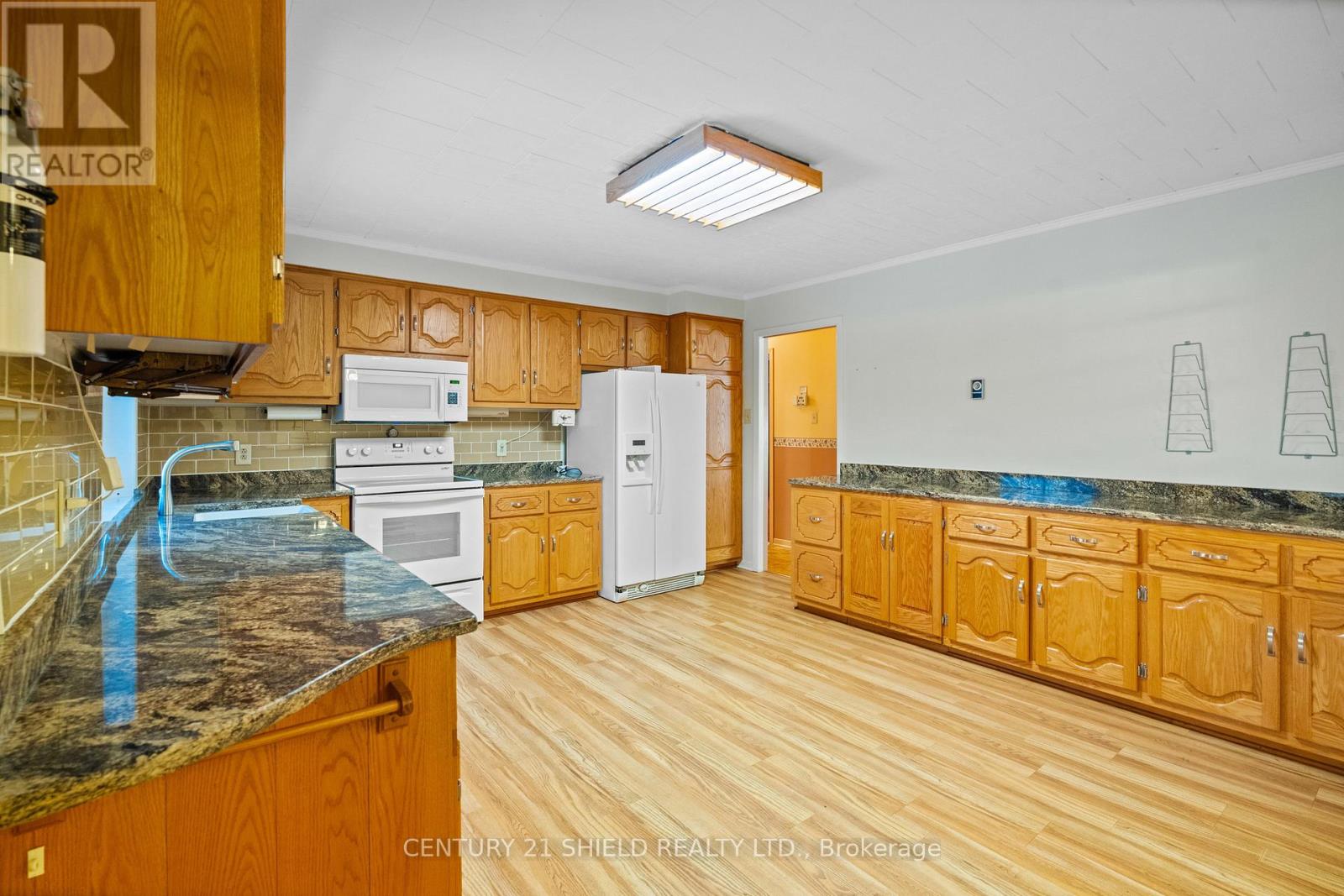 19602 Caber Road, South Glengarry, Ontario  K0C 1S0 - Photo 21 - X12467420