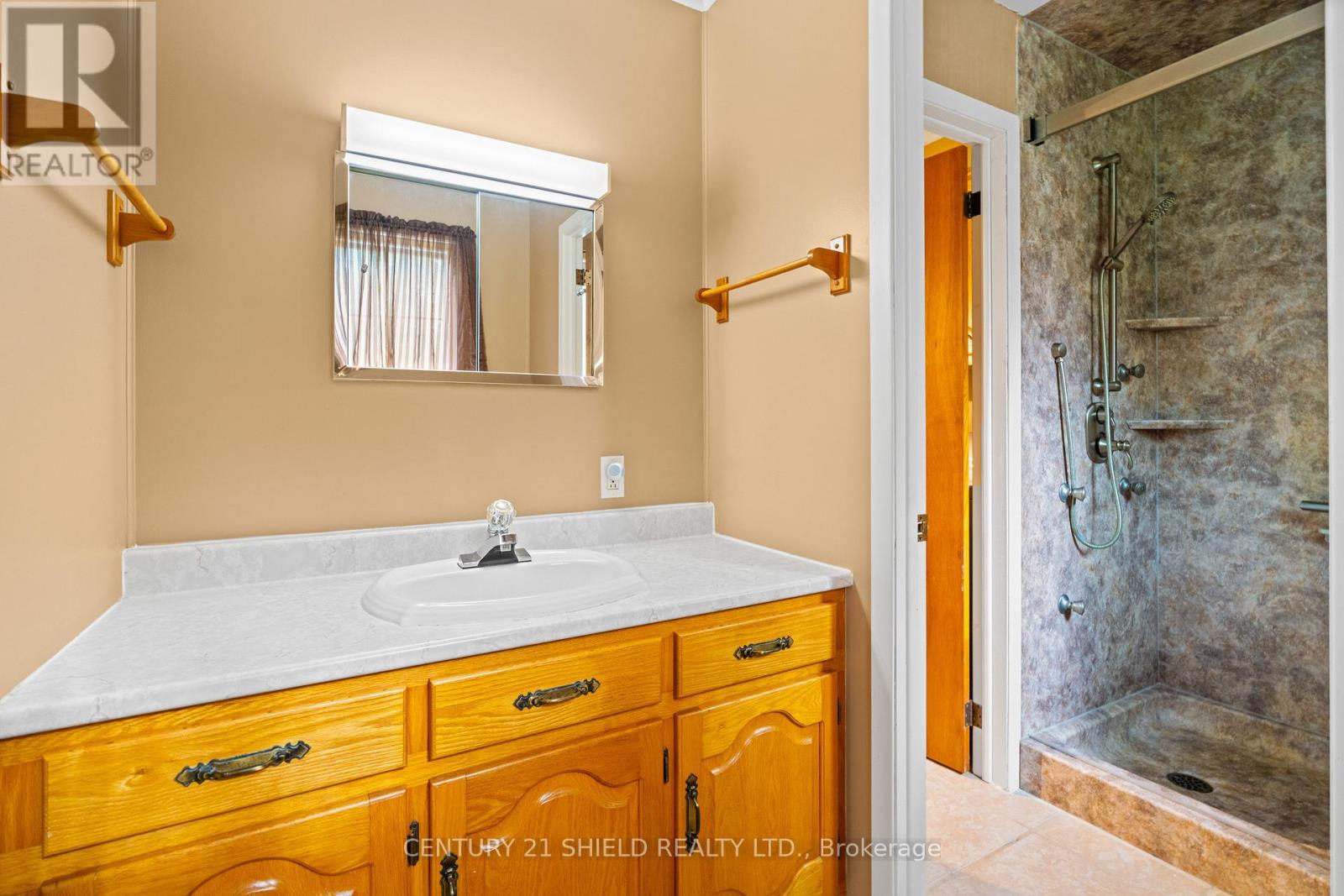 19602 Caber Road, South Glengarry, Ontario  K0C 1S0 - Photo 31 - X12467420