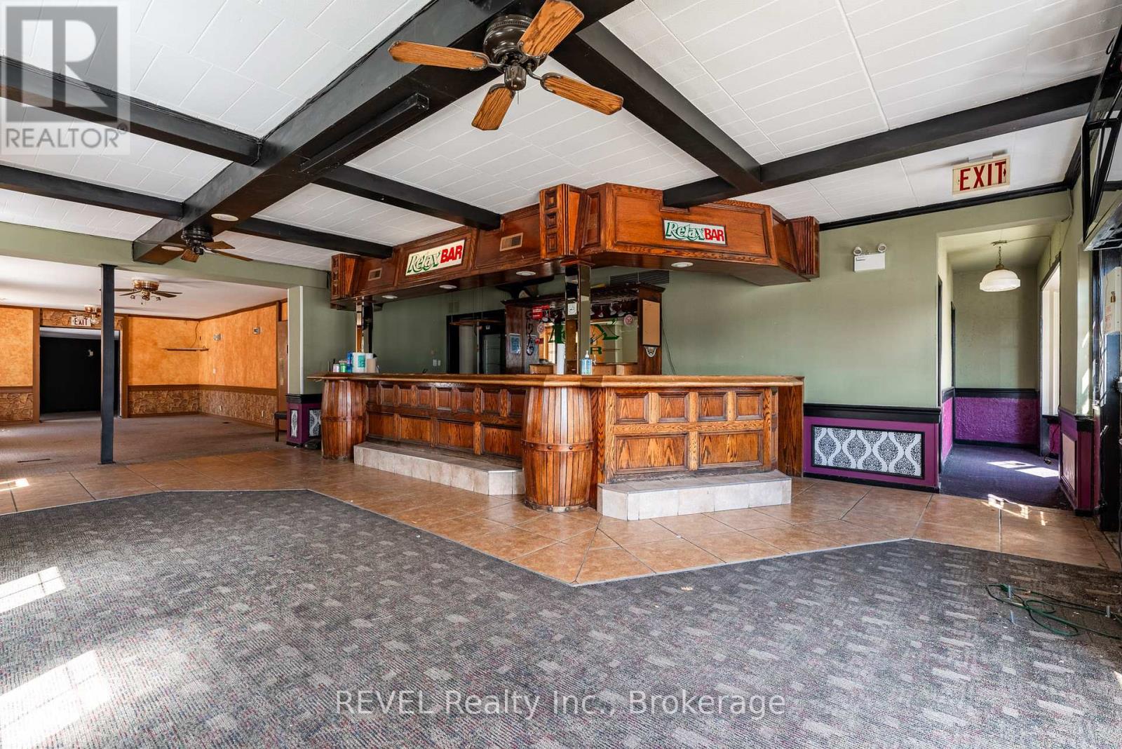 131 Niagara Street, St. Catharines, Ontario  L2R 4L6 - Photo 12 - X12467432