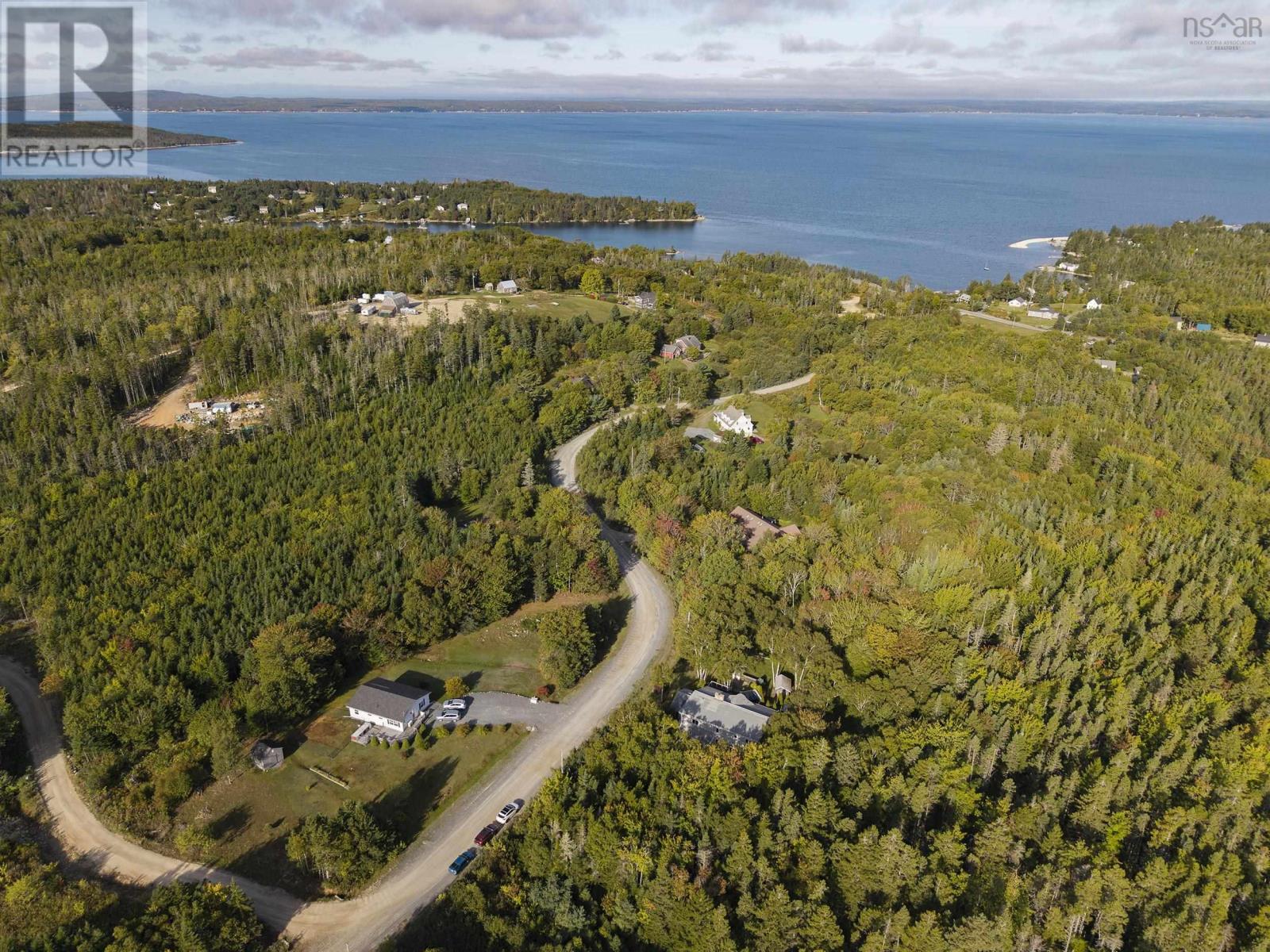 20 Bremner Drive, Hackett's Cove, Nova Scotia  B3Z 3L3 - Photo 6 - 202525021