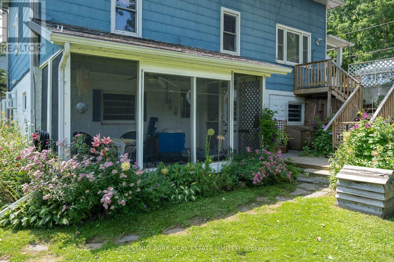 9 East Mary Street, Prince Edward County (Picton), Ontario  K0K 2T0 - Photo 24 - X12467460