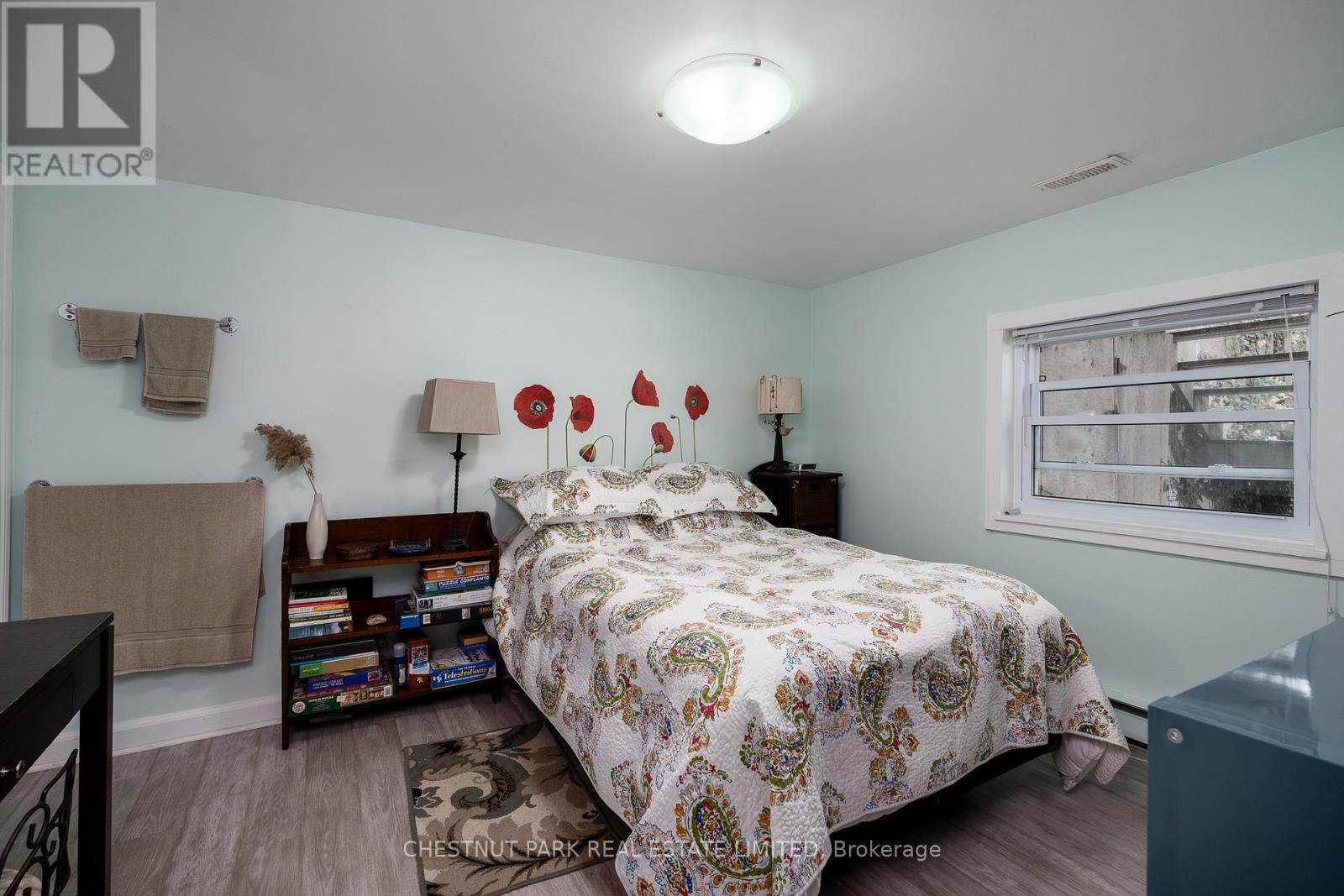 9 East Mary Street, Prince Edward County (Picton), Ontario  K0K 2T0 - Photo 32 - X12467460