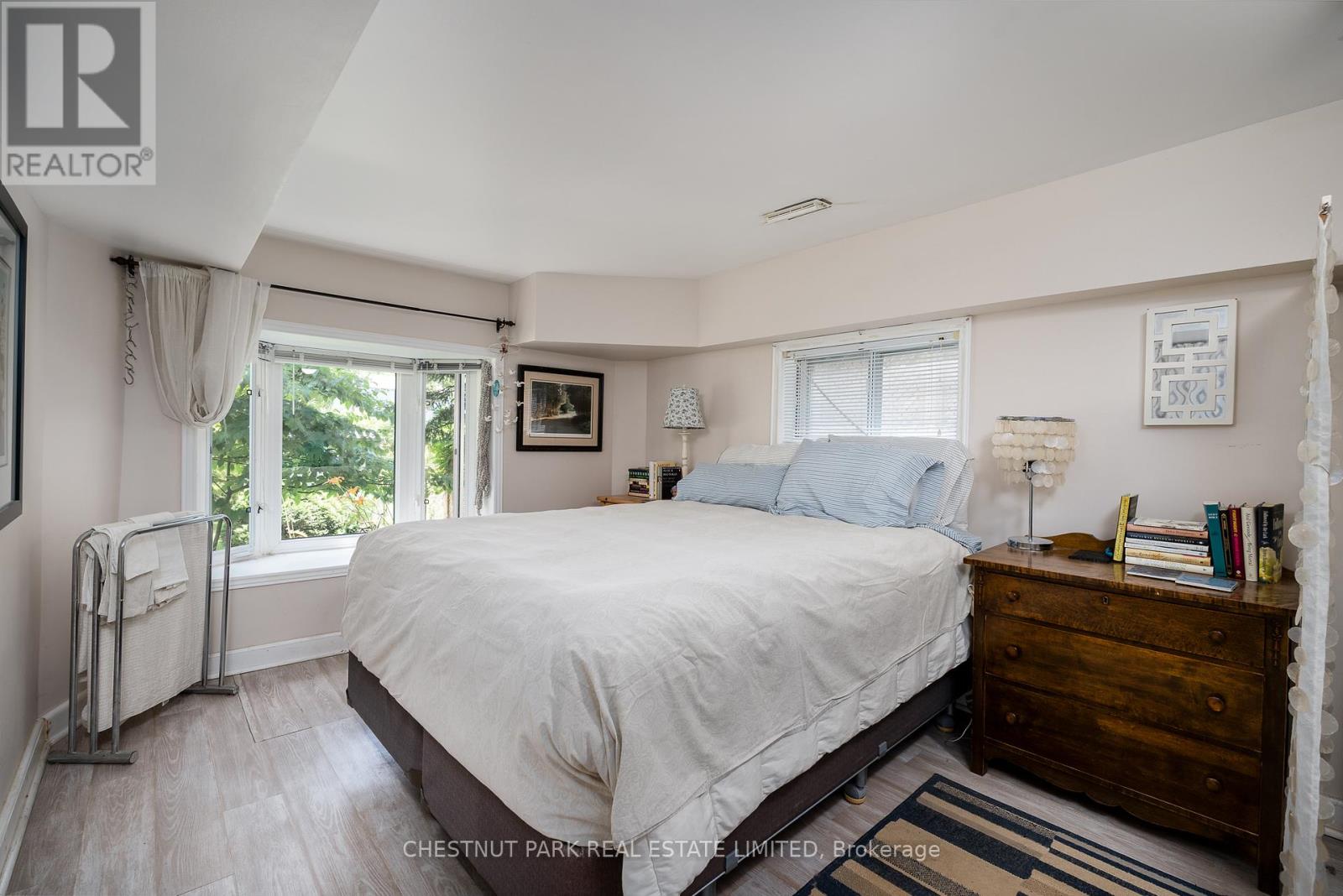 9 East Mary Street, Prince Edward County (Picton), Ontario  K0K 2T0 - Photo 34 - X12467460