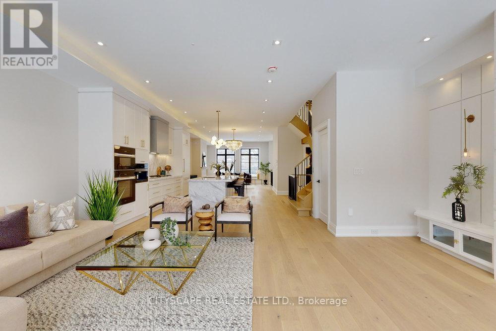 81a Oriole Road, Toronto, Ontario  M4V 2G2 - Photo 17 - C12467403