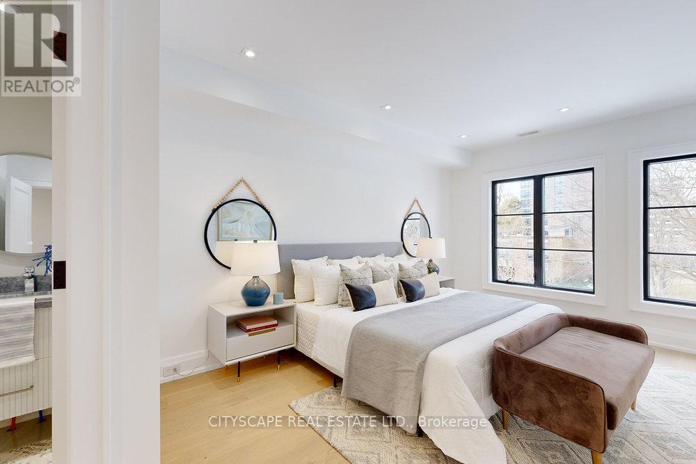 81a Oriole Road, Toronto, Ontario  M4V 2G2 - Photo 23 - C12467403
