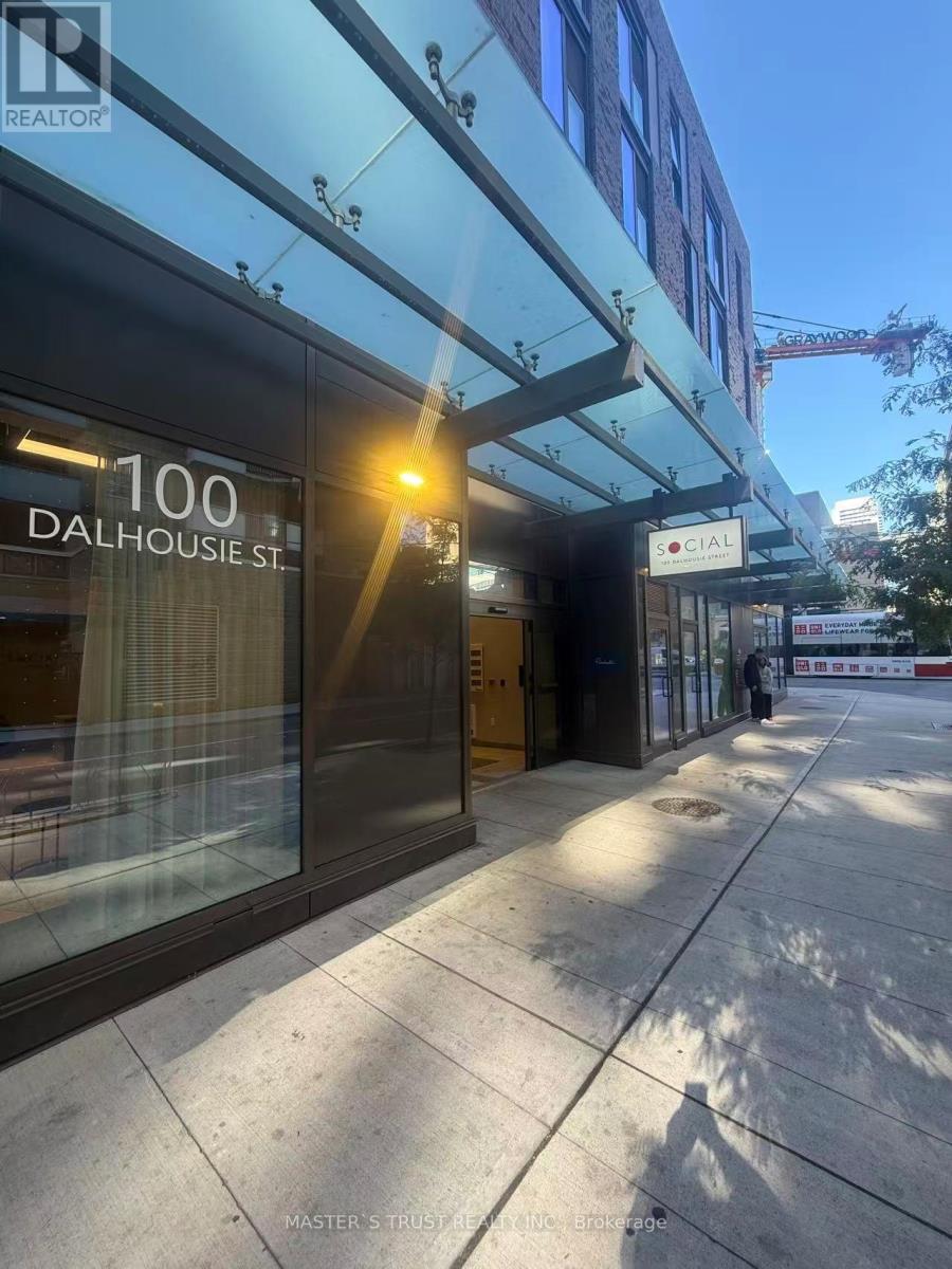 2612 - 100 Dalhousie Street, Toronto, Ontario  M5B 0C7 - Photo 2 - C12467414