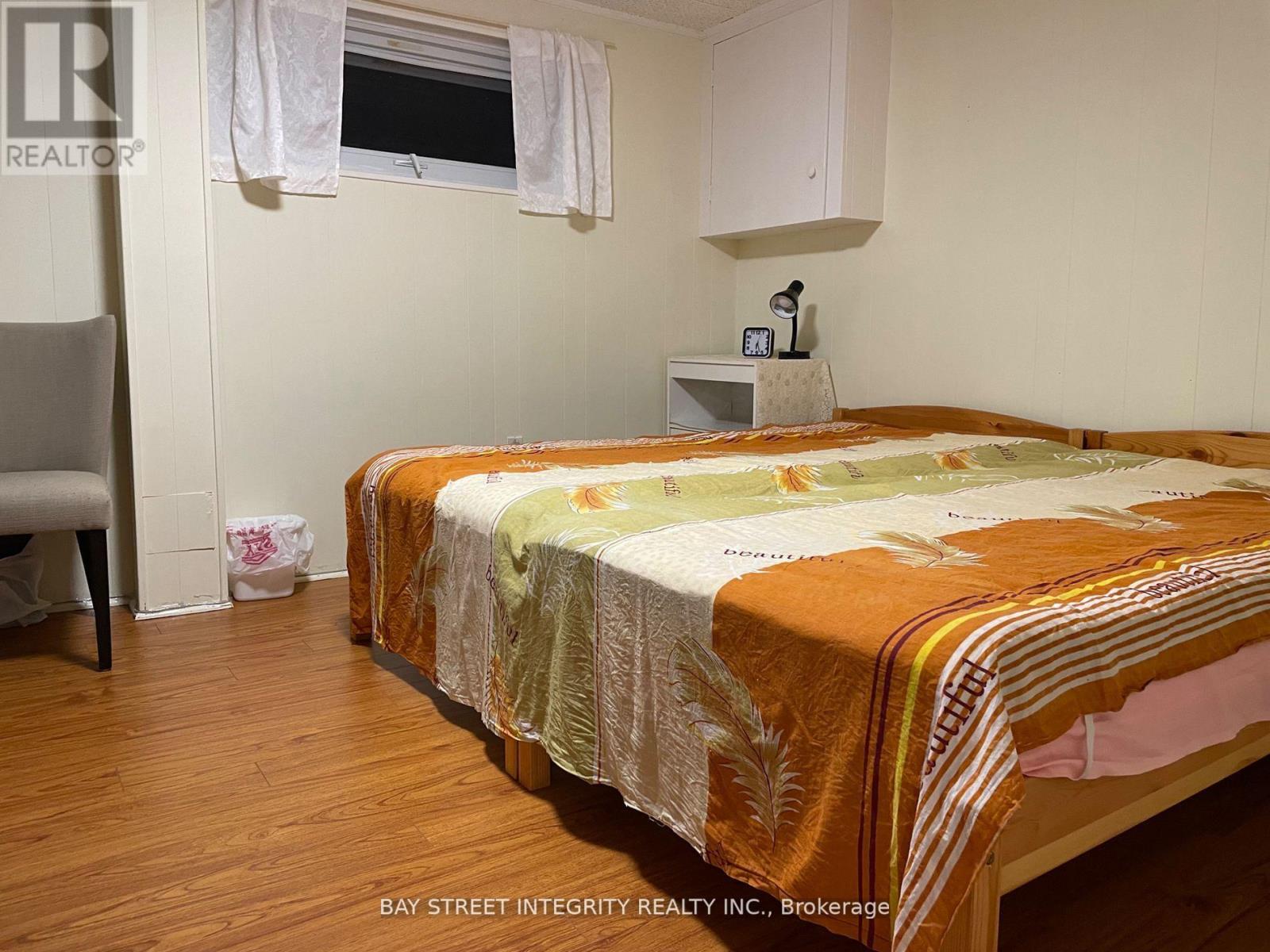 Bsmt - 112 Combermere Drive, Toronto, Ontario  M3A 2W8 - Photo 7 - C12467421