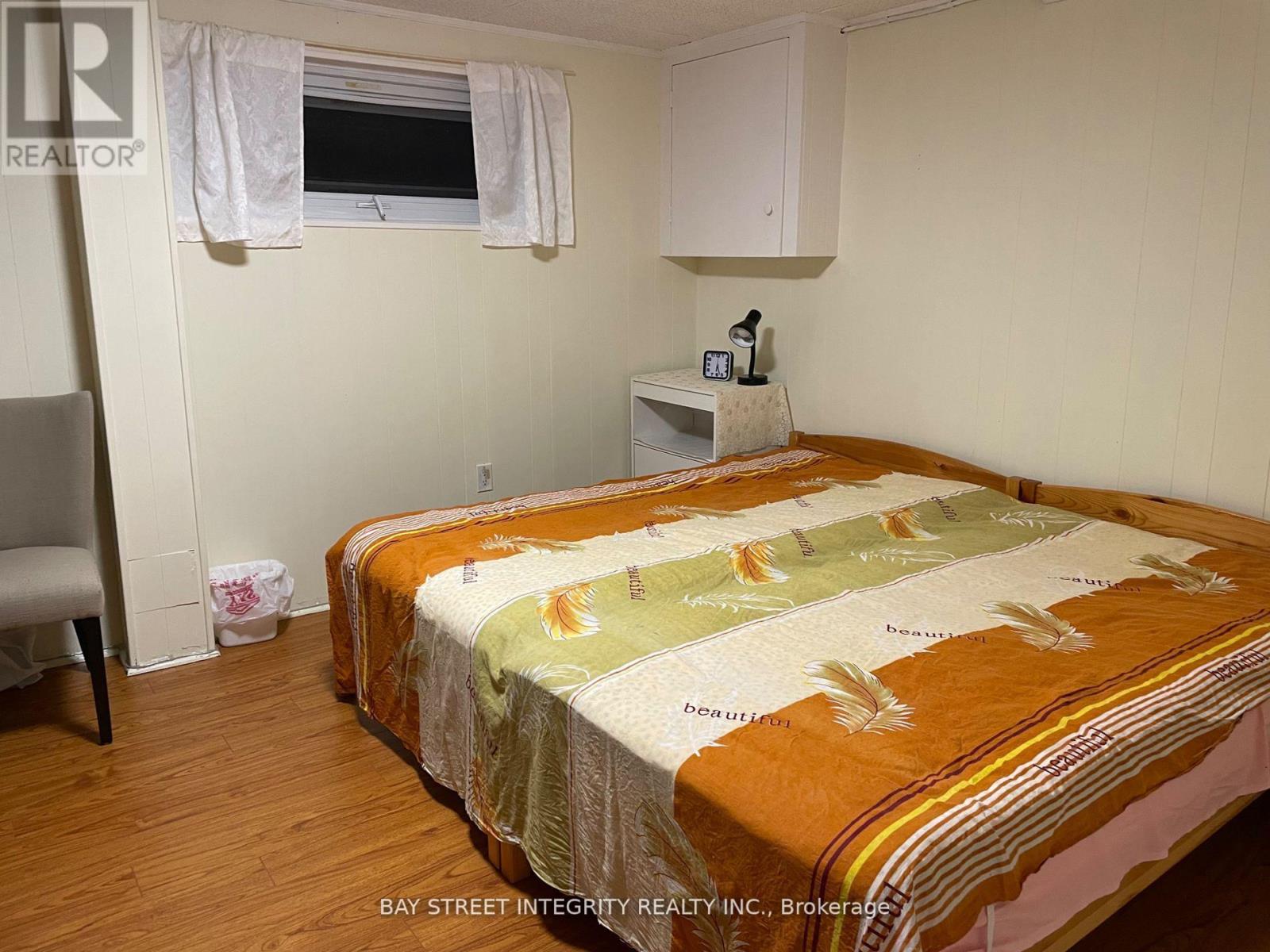 Bsmt - 112 Combermere Drive, Toronto, Ontario  M3A 2W8 - Photo 9 - C12467421