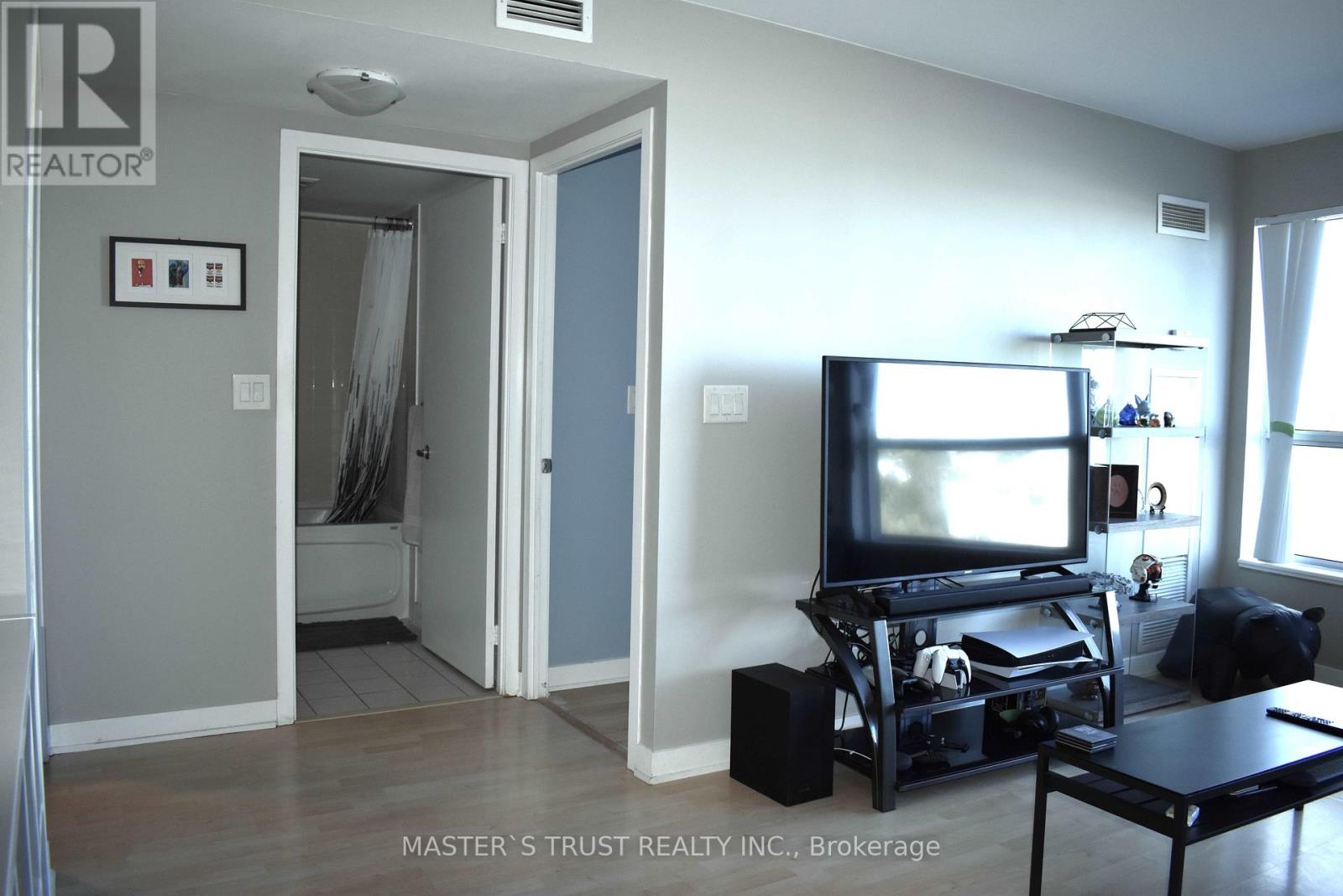 702 - 36 Lee Centre Drive, Toronto, Ontario  M1H 3J1 - Photo 7 - E12467410