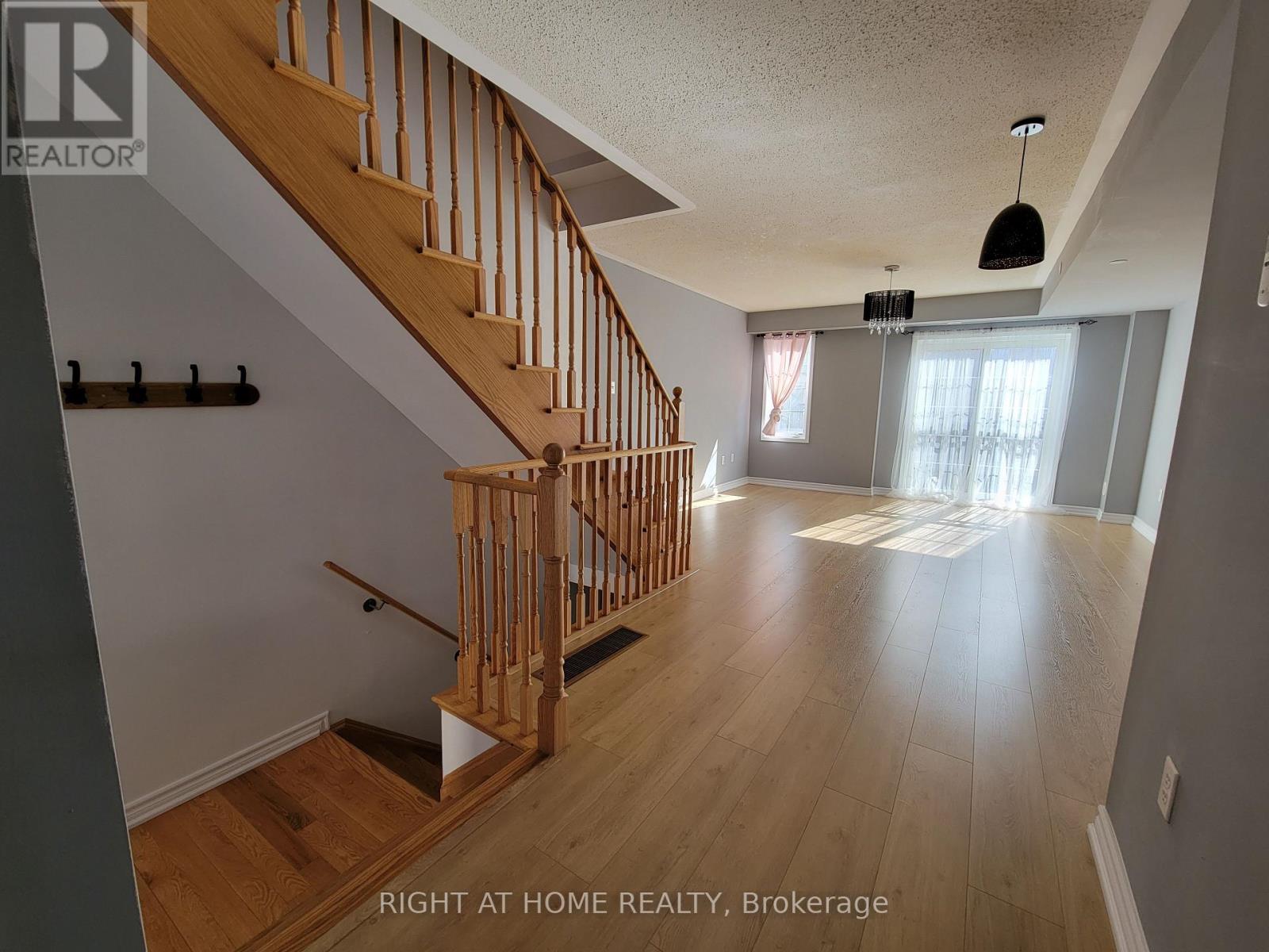 48 FILLY PATH, Oshawa, Ontario