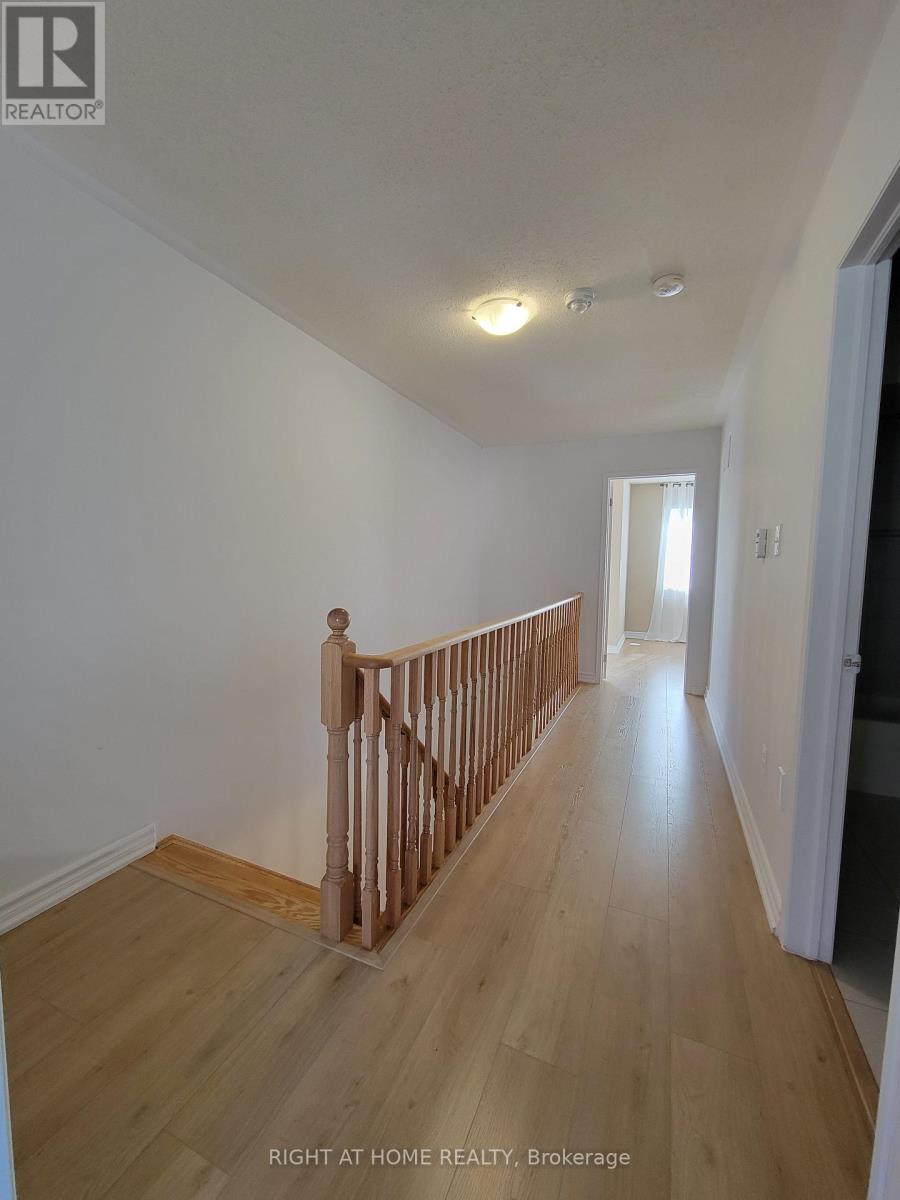 48 Filly Path, Oshawa, Ontario  L1L 0K9 - Photo 11 - E12467438