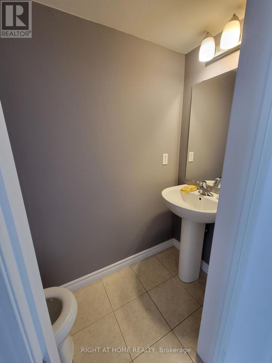 48 Filly Path, Oshawa, Ontario  L1L 0K9 - Photo 6 - E12467438