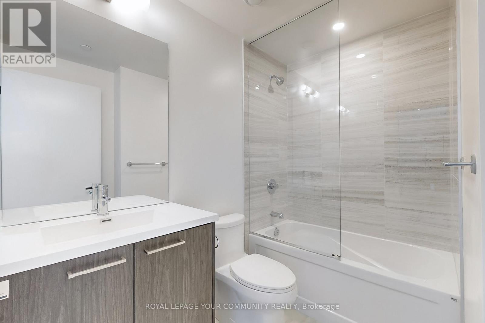 4508 - 28 Interchange Way, Vaughan, Ontario  L4K 0P8 - Photo 15 - N12467398