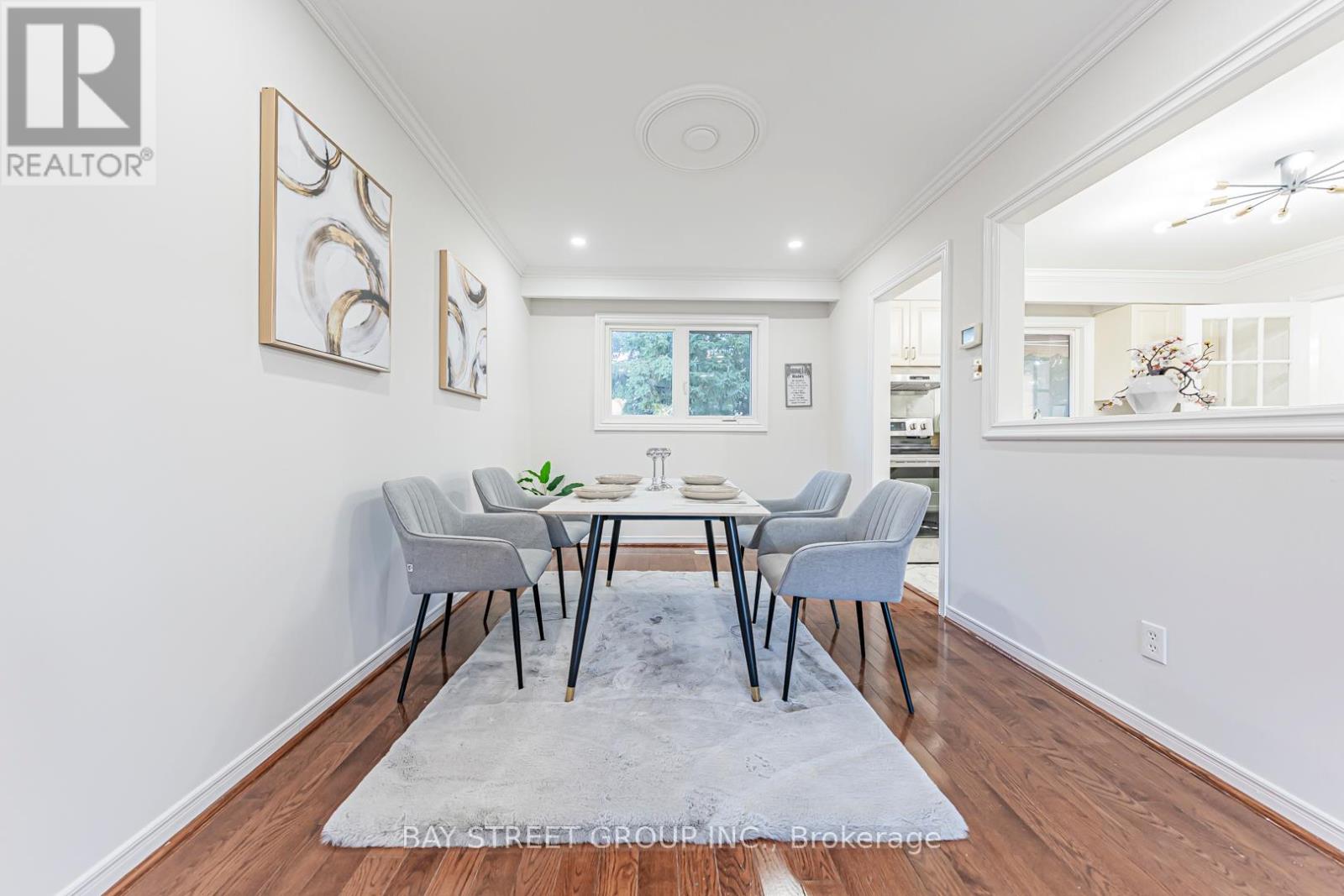 4 Sir Brandiles Place, Markham, Ontario  L3P 2Z5 - Photo 8 - N12467425