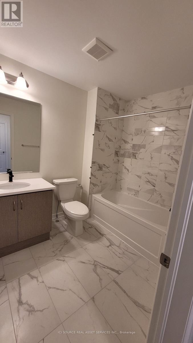31 Thomas Frisby Jr Crescent, Markham, Ontario  L6C 3L1 - Photo 5 - N12467444