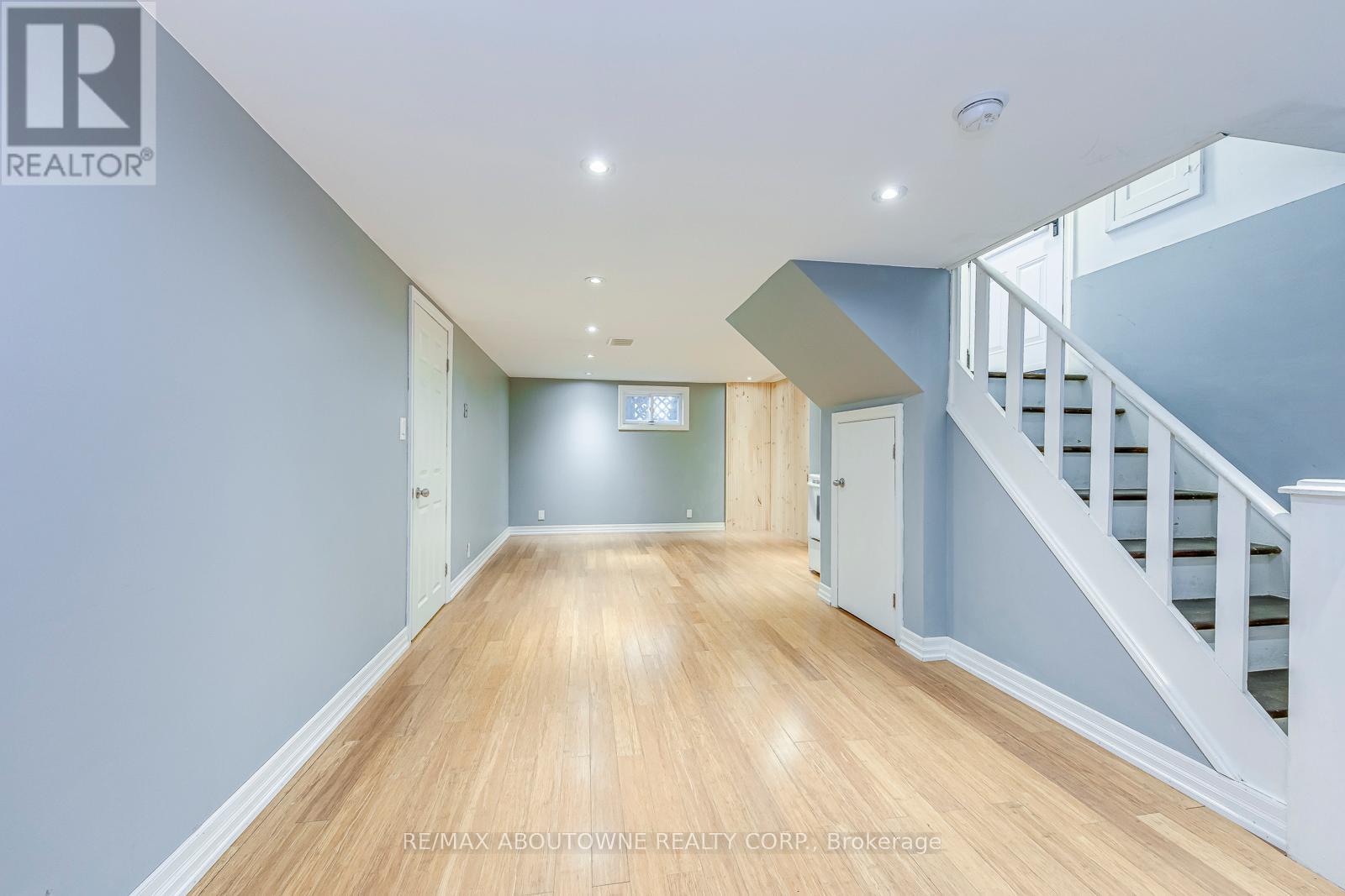3 Glenn Murray Drive, Toronto, Ontario  M8Y 3H2 - Photo 21 - W12467393