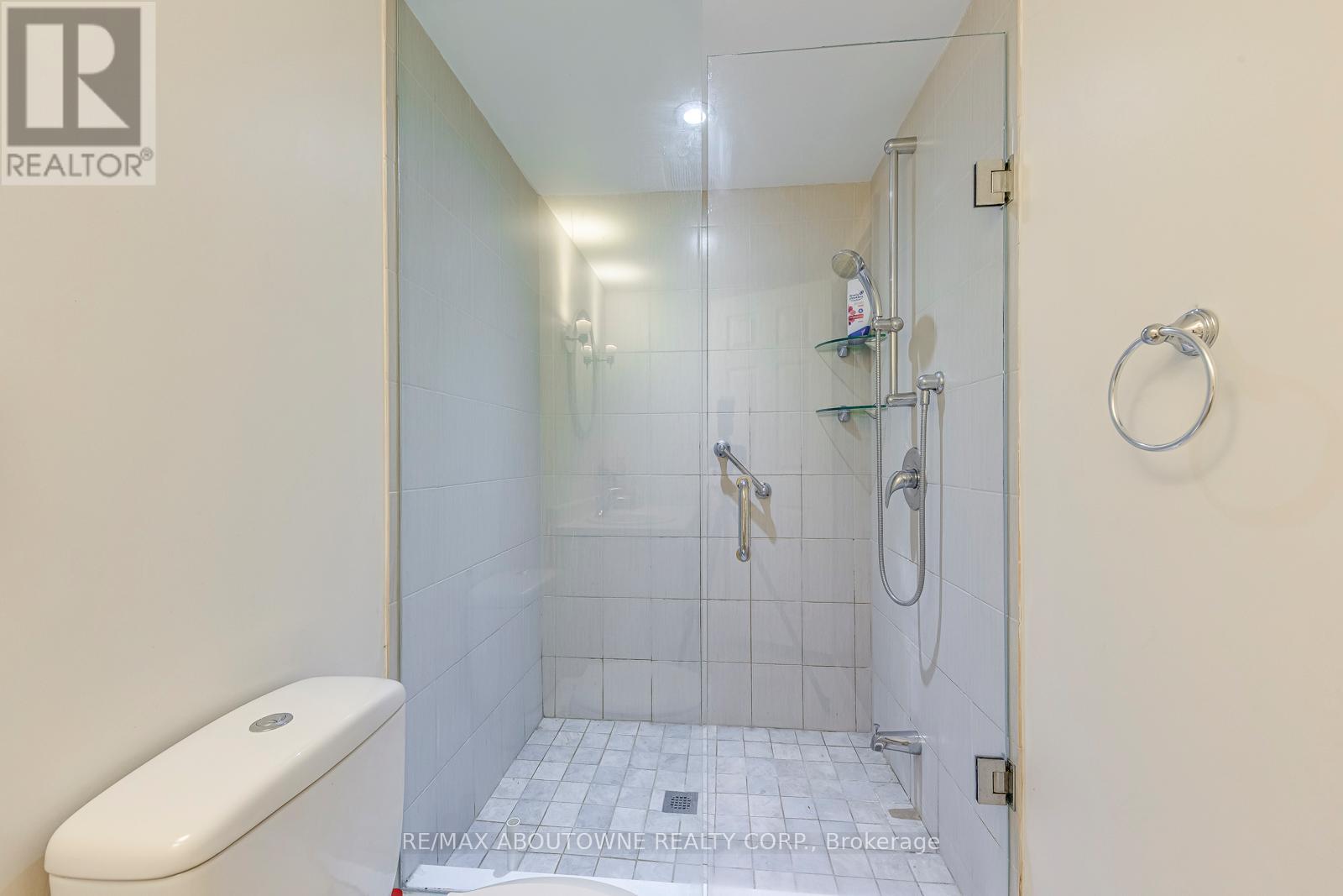 3 Glenn Murray Drive, Toronto, Ontario  M8Y 3H2 - Photo 30 - W12467393
