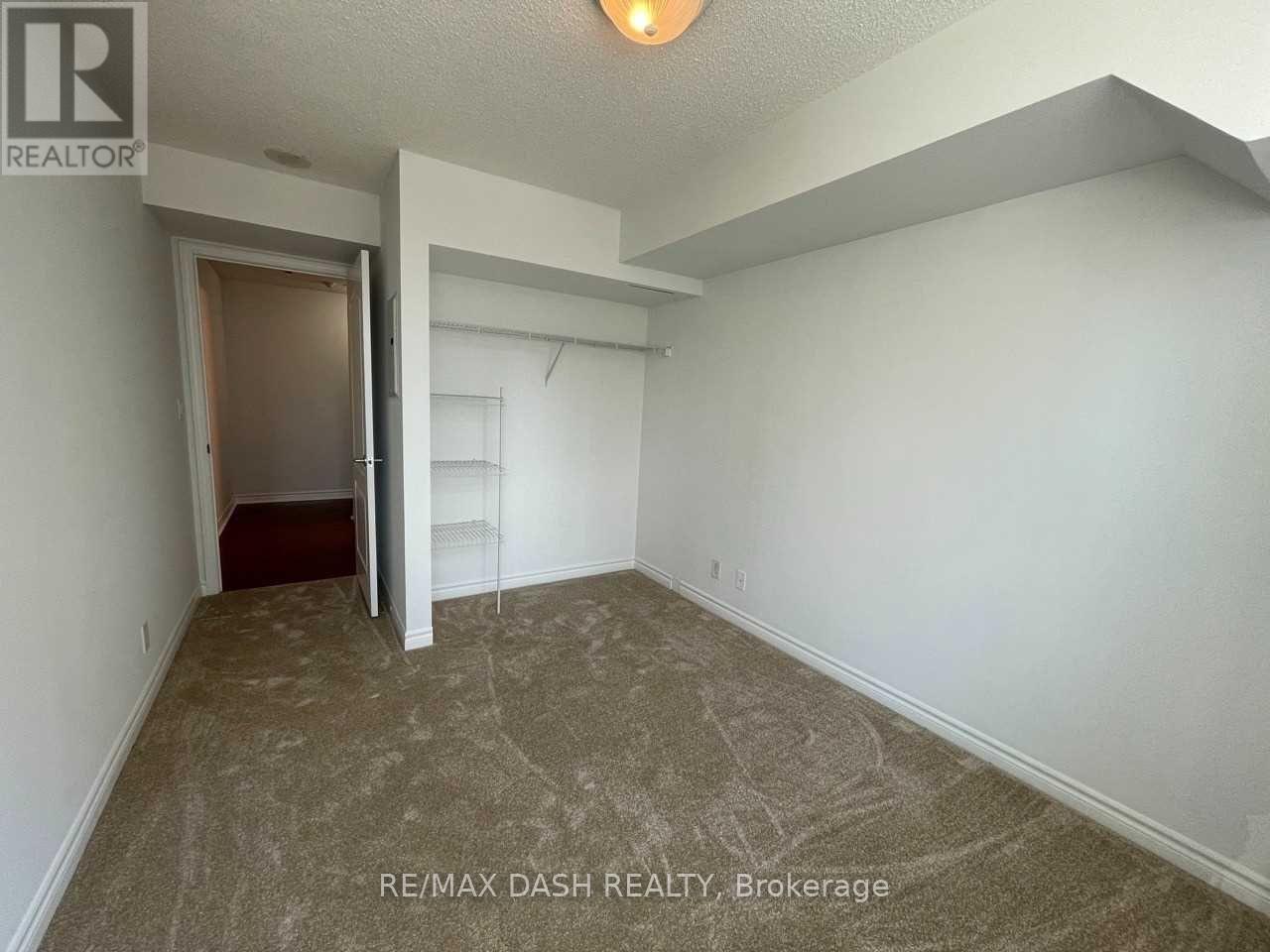 308 - 1 Elm Drive W, Mississauga, Ontario  L5B 4M1 - Photo 13 - W12467434