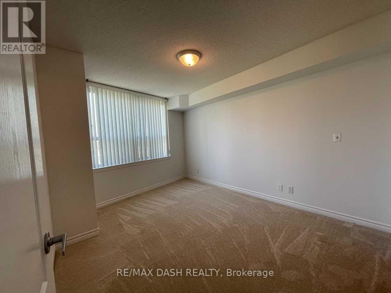 308 - 1 Elm Drive W, Mississauga, Ontario  L5B 4M1 - Photo 6 - W12467434