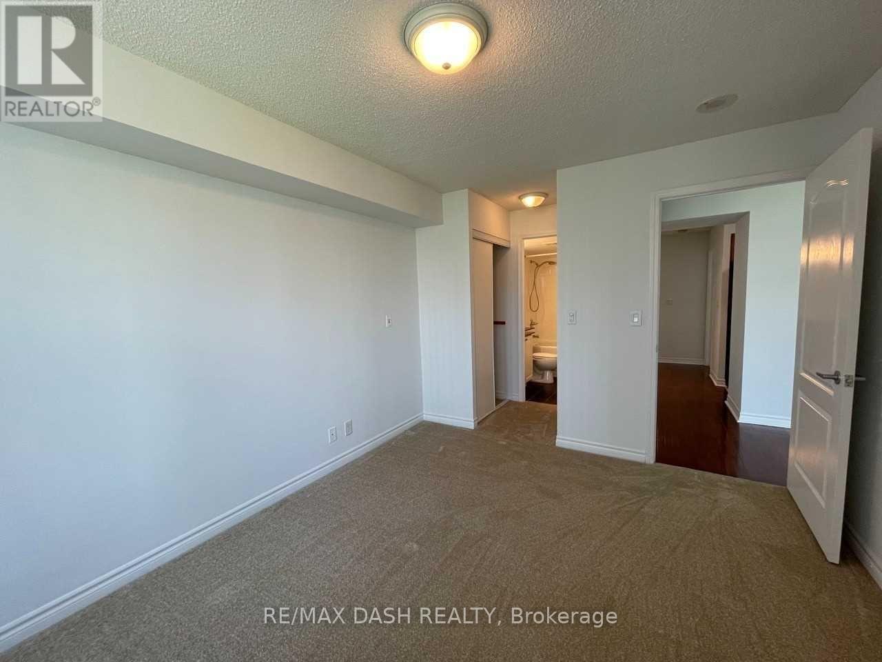 308 - 1 Elm Drive W, Mississauga, Ontario  L5B 4M1 - Photo 7 - W12467434