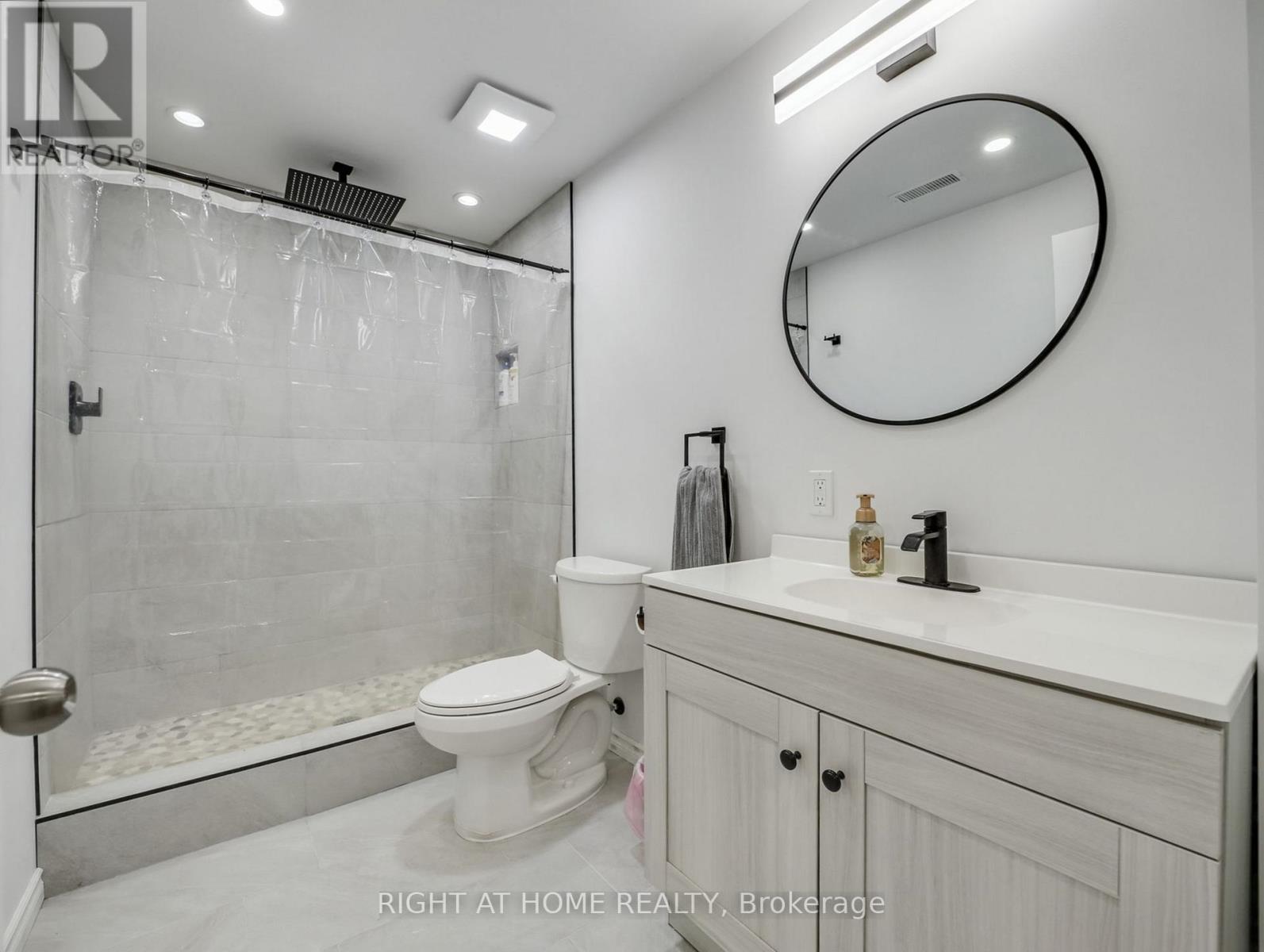 51 Cheevers Road, Brantford, Ontario  N3T 0K3 - Photo 36 - X12467419